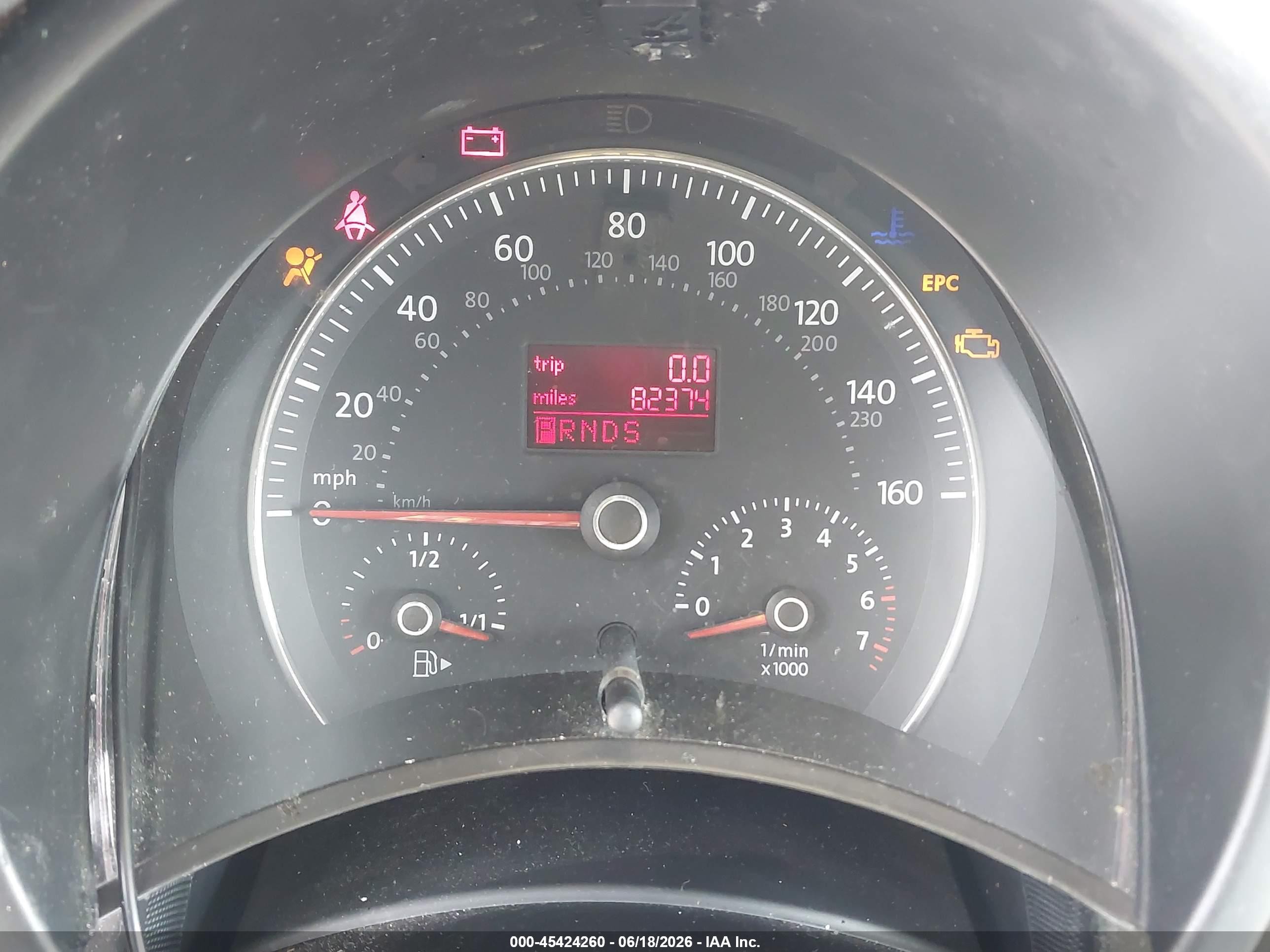 2006 Volkswagen New Beetle 2.5 Cream vin: 3VWRF31Y56M302589