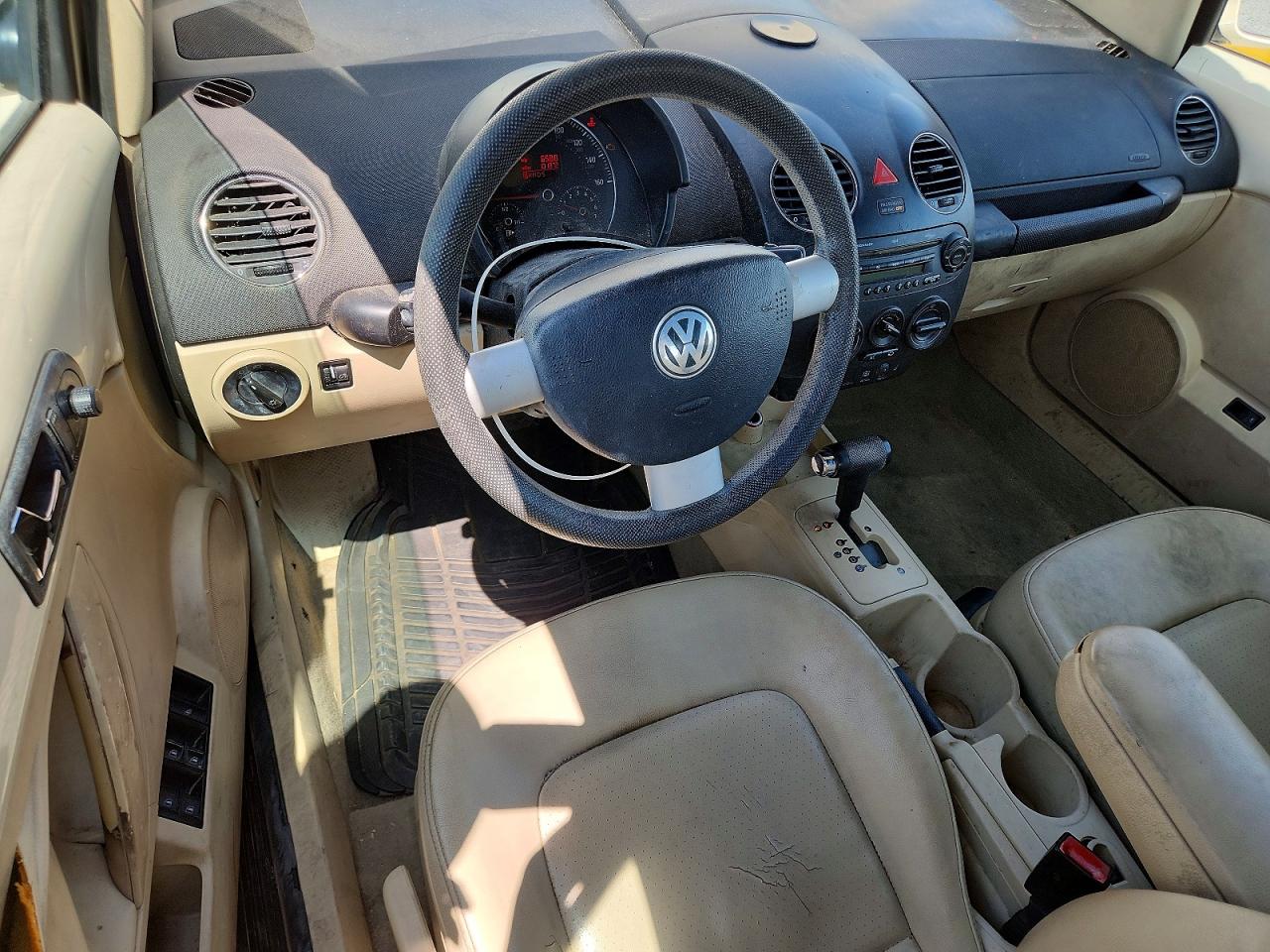 2006 Volkswagen New Beetle Convertible Option Package 1 Beige vin: 3VWRF31Y56M323703