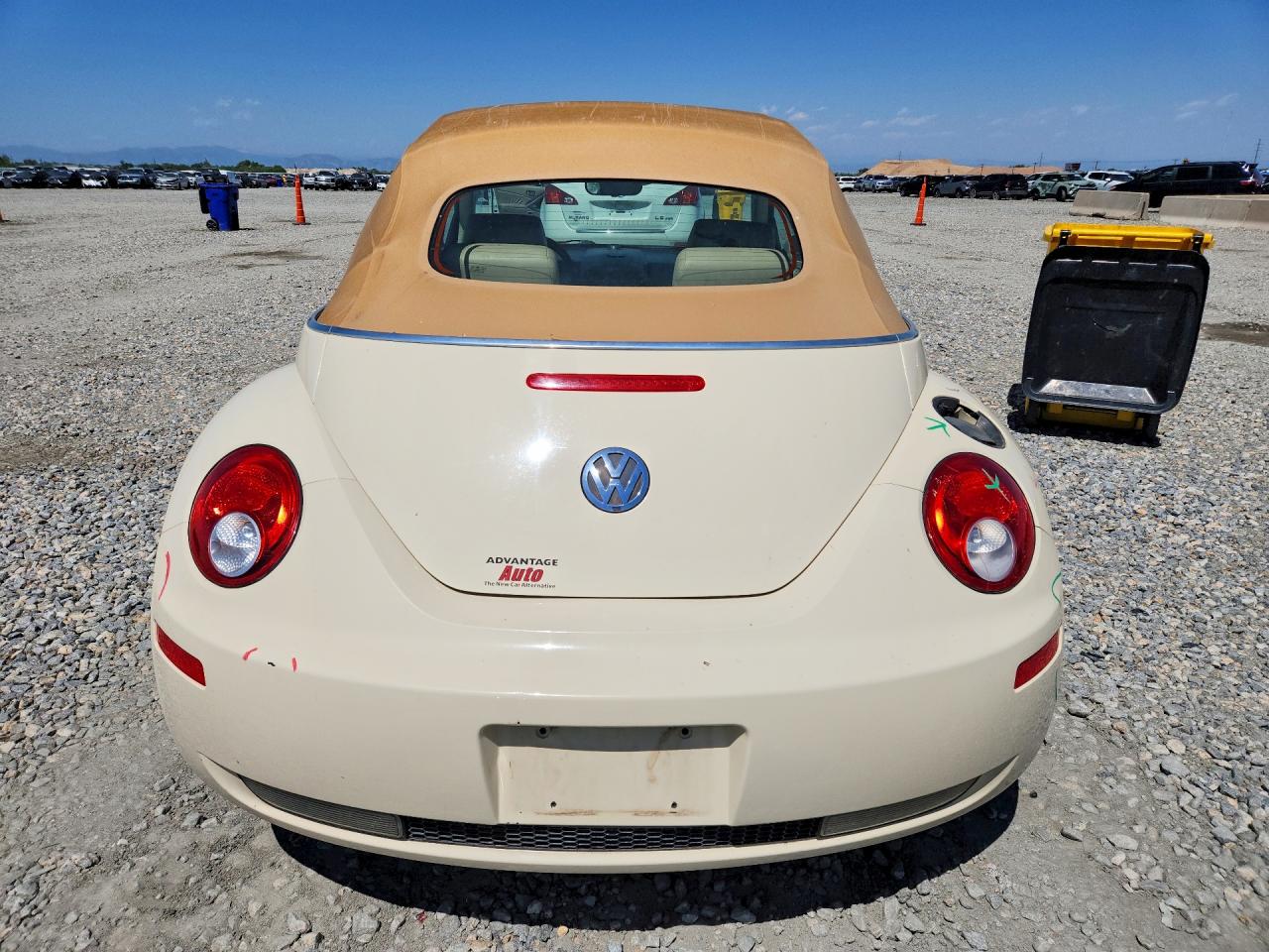 2006 Volkswagen New Beetle Convertible Option Package 1 Beige vin: 3VWRF31Y56M323703