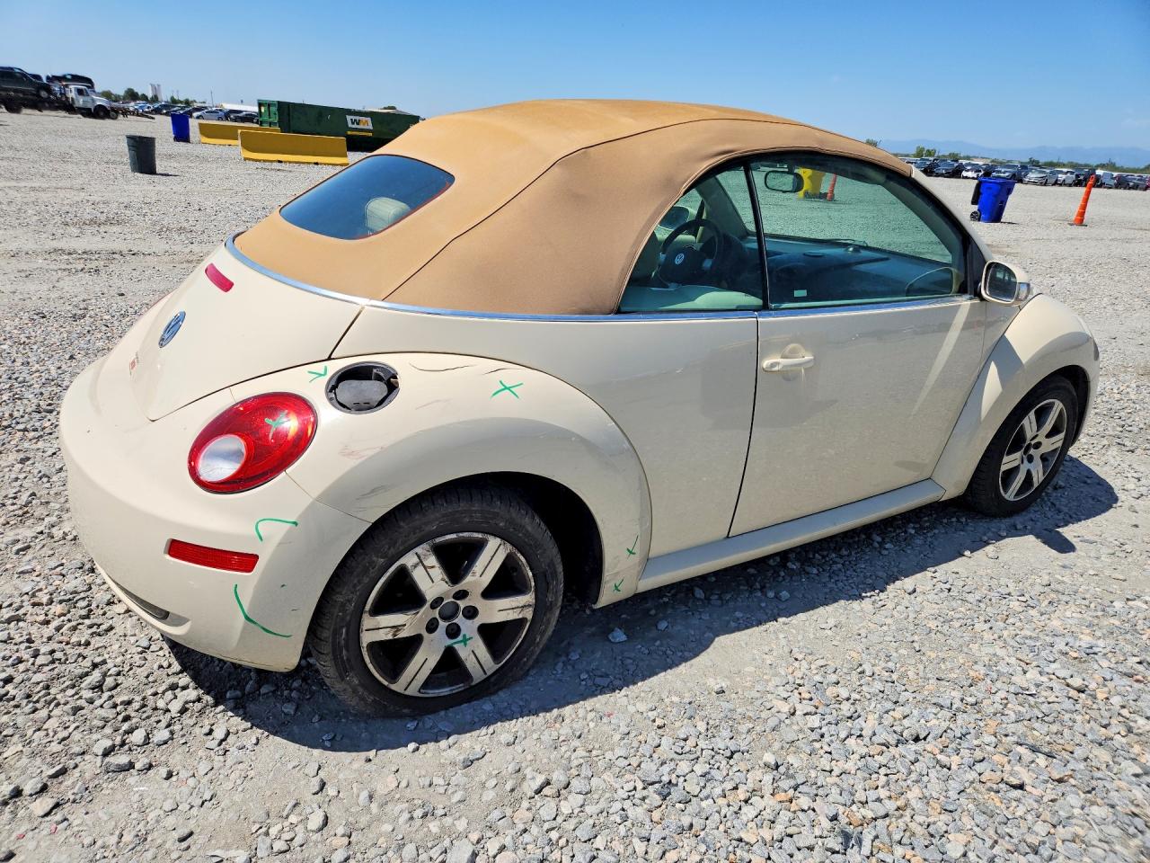 2006 Volkswagen New Beetle Convertible Option Package 1 Beige vin: 3VWRF31Y56M323703