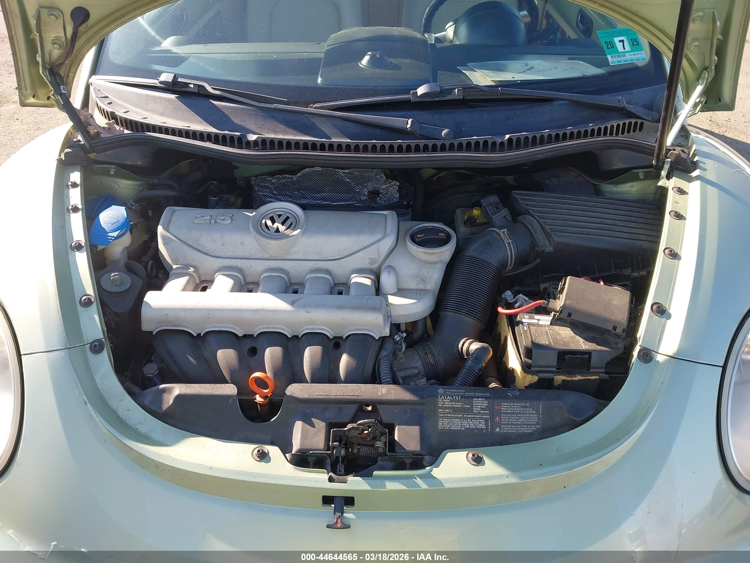 2008 Volkswagen New Beetle Se Green vin: 3VWRF31Y68M412571
