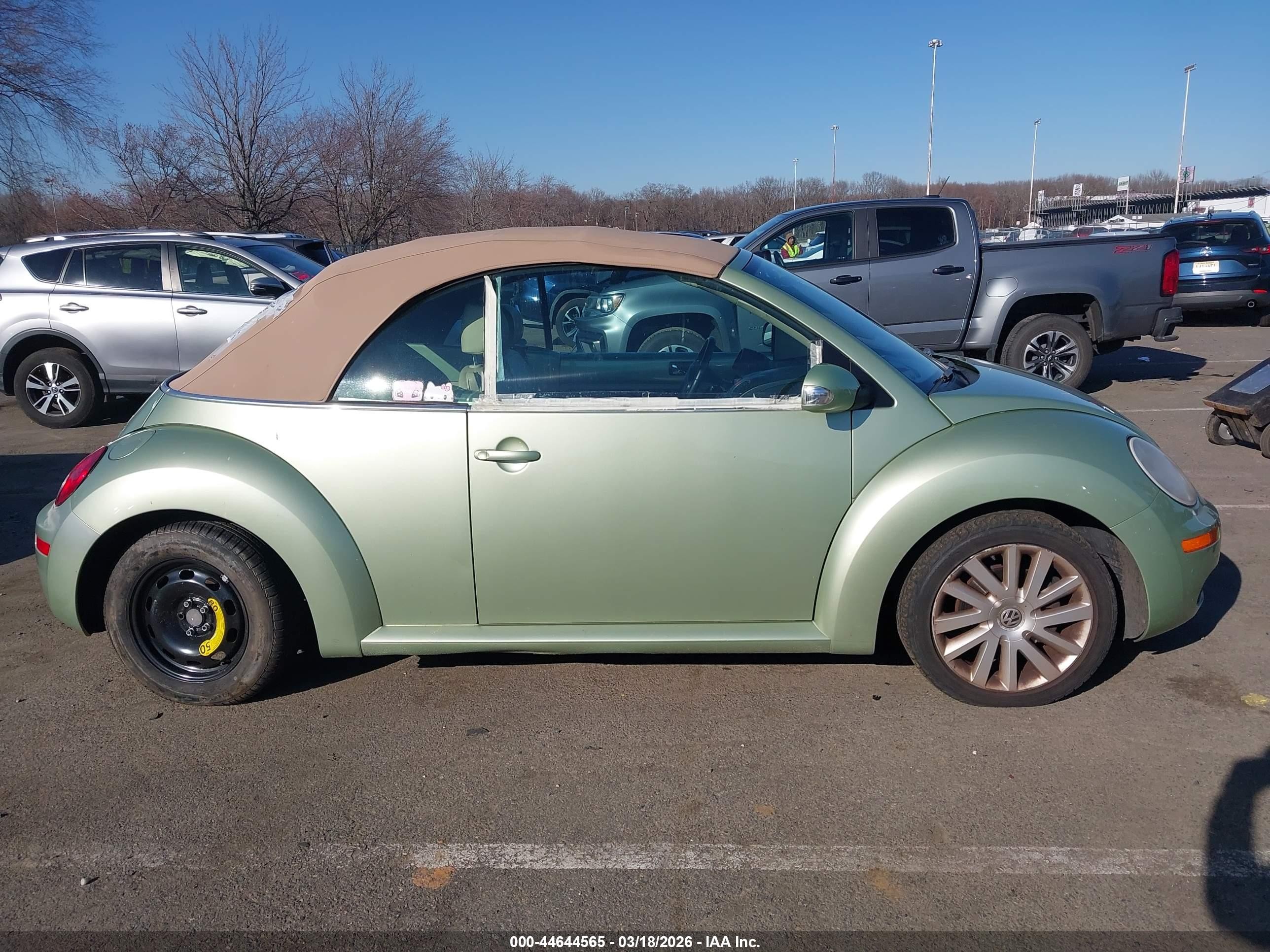 2008 Volkswagen New Beetle Se Green vin: 3VWRF31Y68M412571
