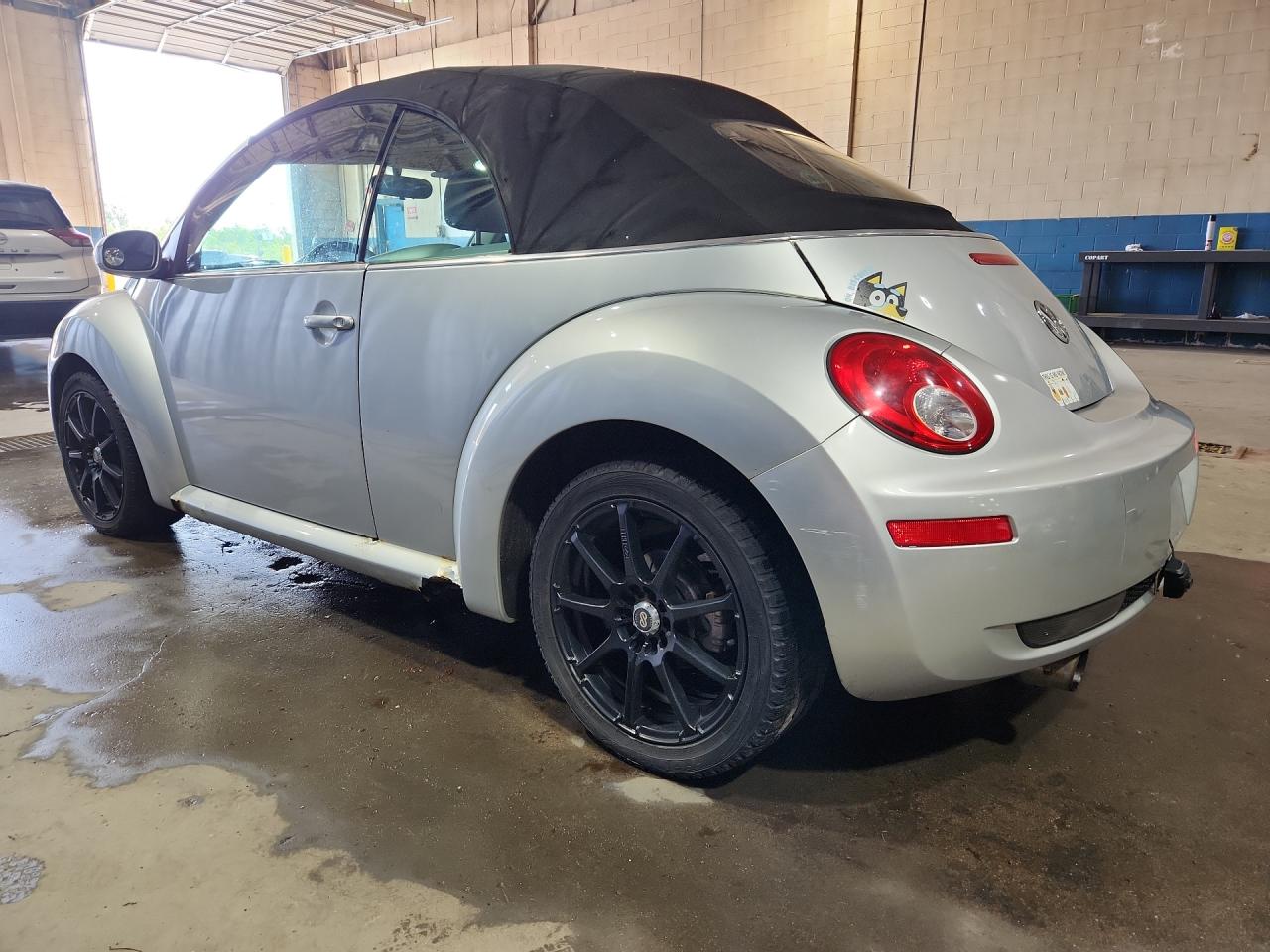2007 Volkswagen New Beetle Convertible Option Package 1 Silver vin: 3VWRF31Y77M412299 Damage: Left Rocker Panel, Corrosion, Severe Damage