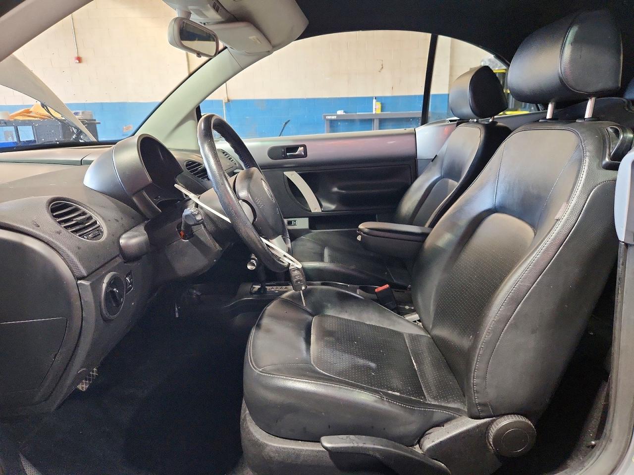 2007 Volkswagen New Beetle Convertible Option Package 1 Silver vin: 3VWRF31Y77M412299