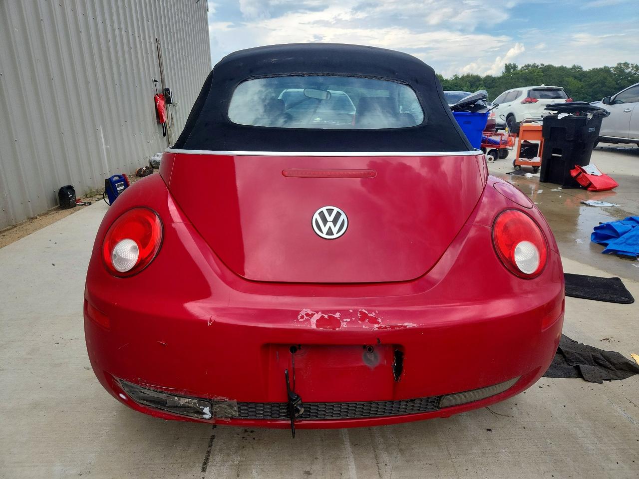 2008 Volkswagen New Beetle Convertible Se Red vin: 3VWRF31Y78M408366