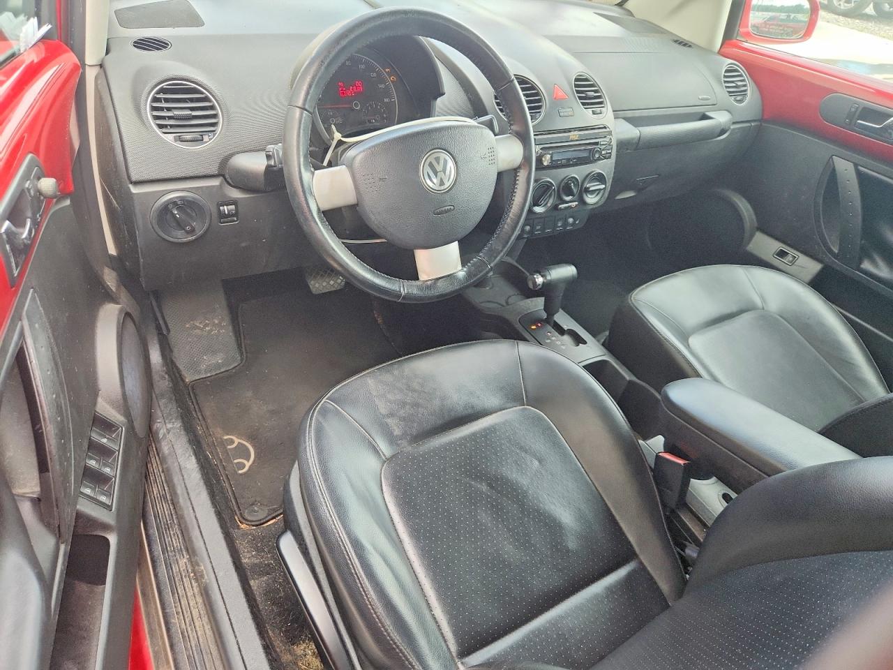 2008 Volkswagen New Beetle Convertible Se Red vin: 3VWRF31Y78M408366