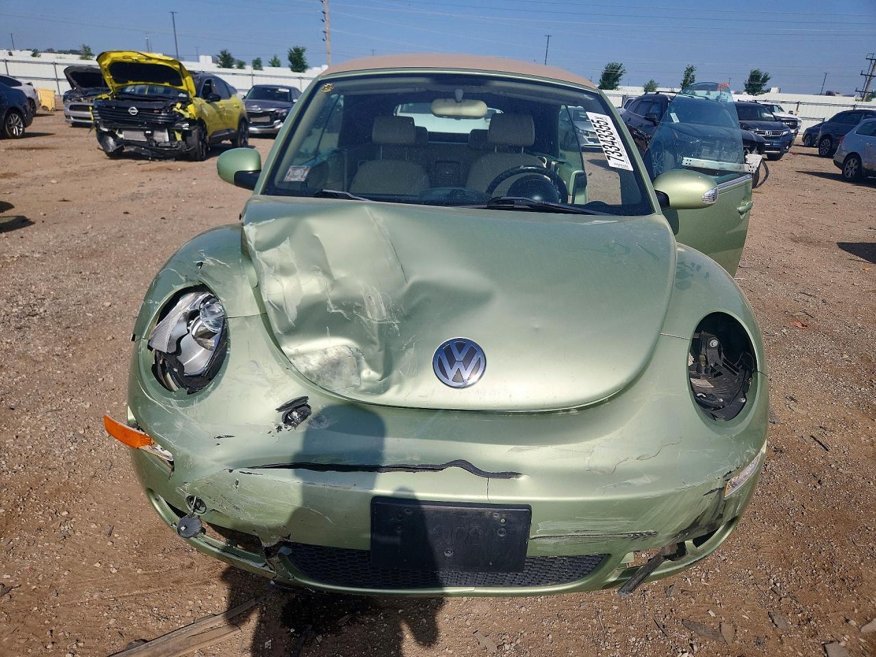 2008 Volkswagen New Beetle Convertible Se Green vin: 3VWRF31Y78M411557