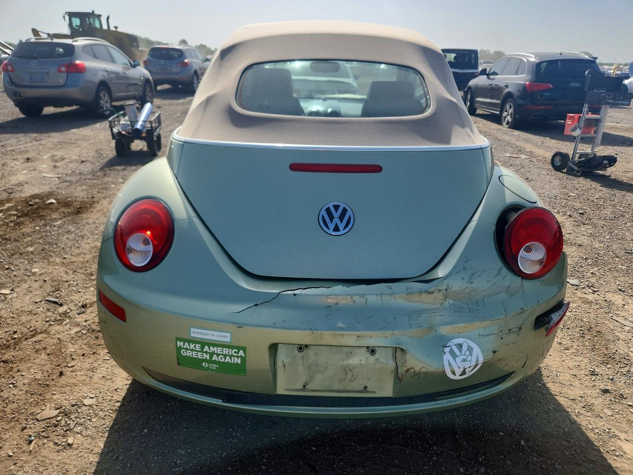 2008 Volkswagen New Beetle Convertible Se Green vin: 3VWRF31Y78M411557