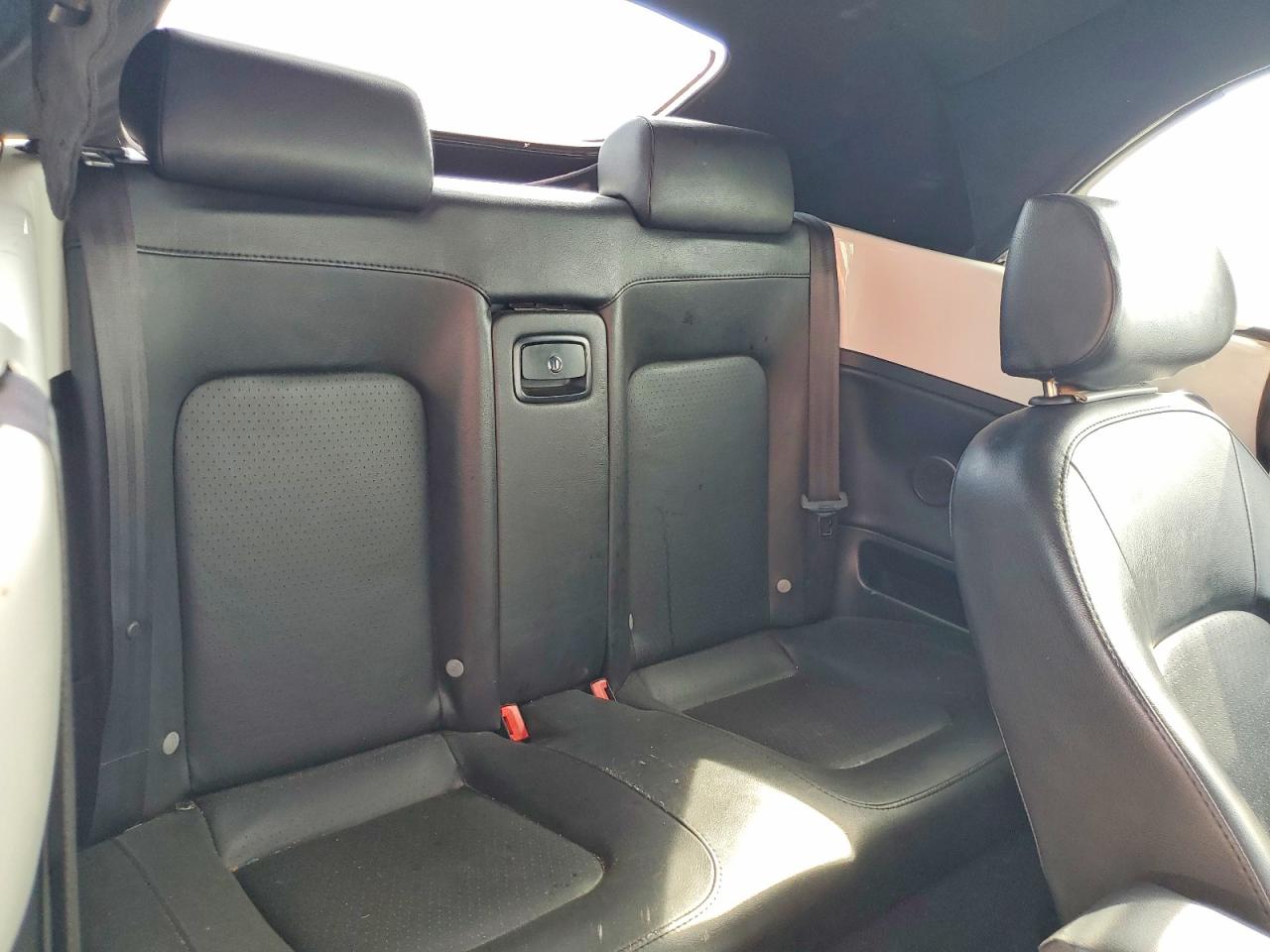 2009 Volkswagen New Beetle Двухцветный vin: 3VWRF31Y79M405386