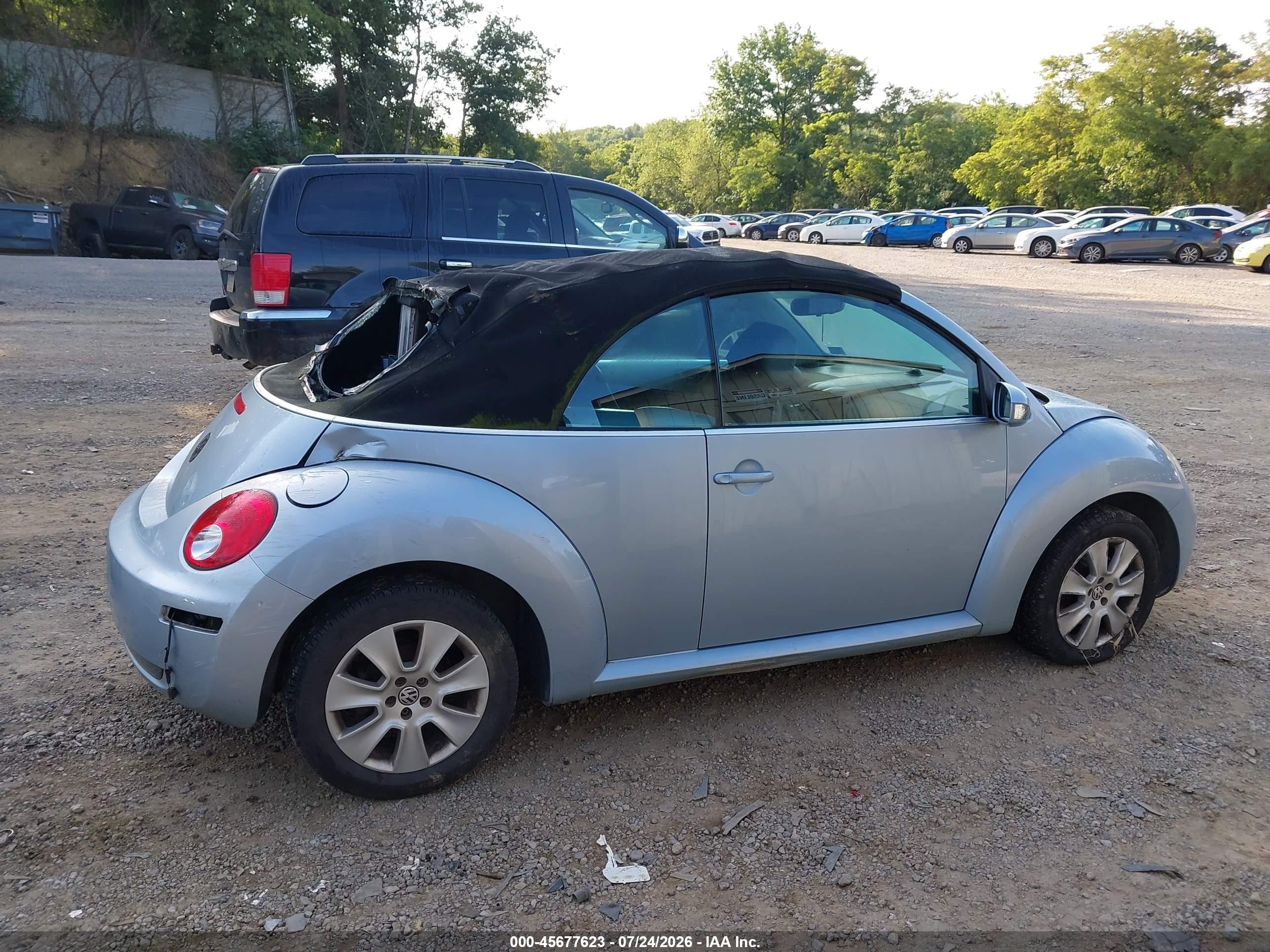 2009 Volkswagen New Beetle 2.5l Light Blue vin: 3VWRF31Y89M402187