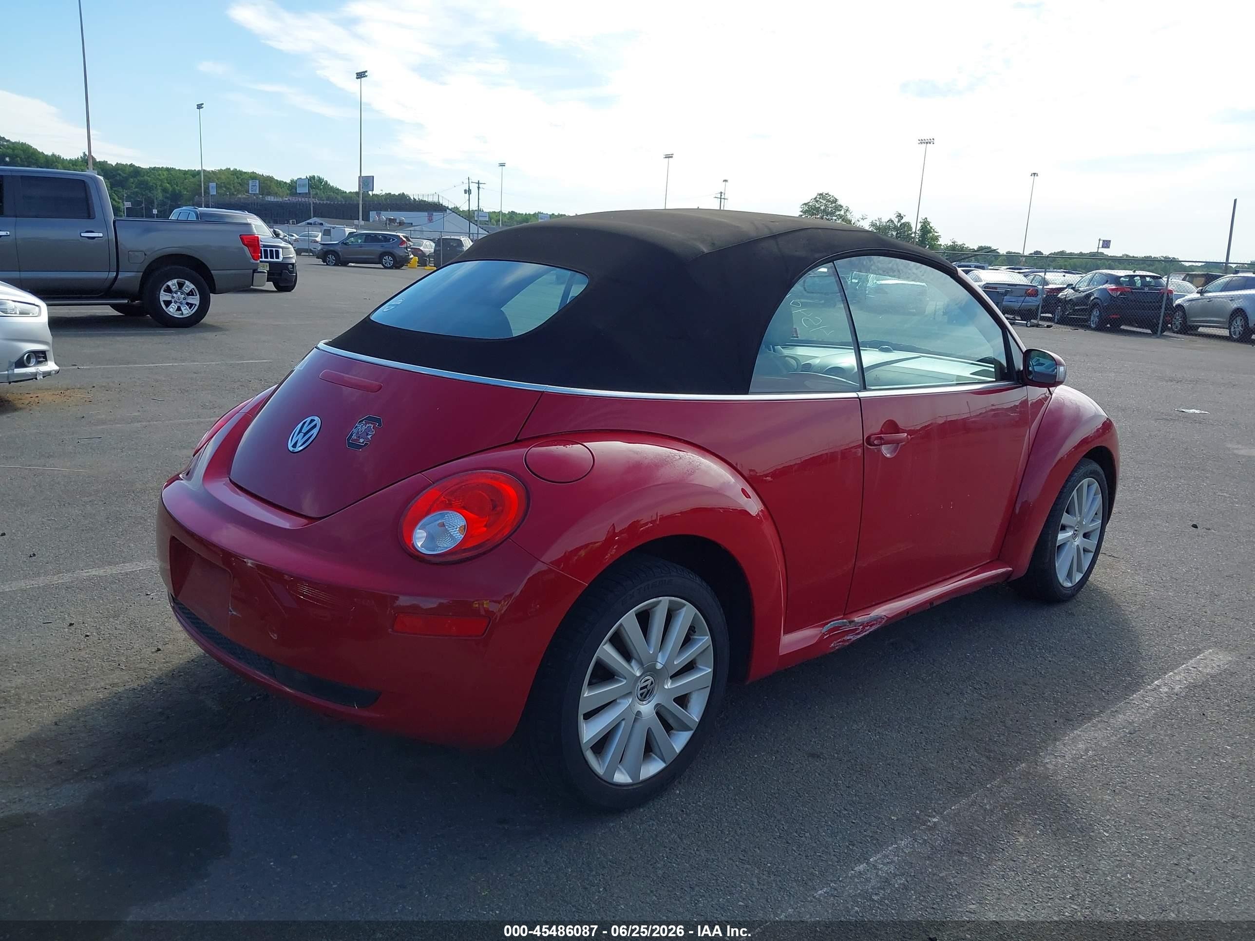 2009 Volkswagen New Beetle S Red vin: 3VWRF31Y89M403243