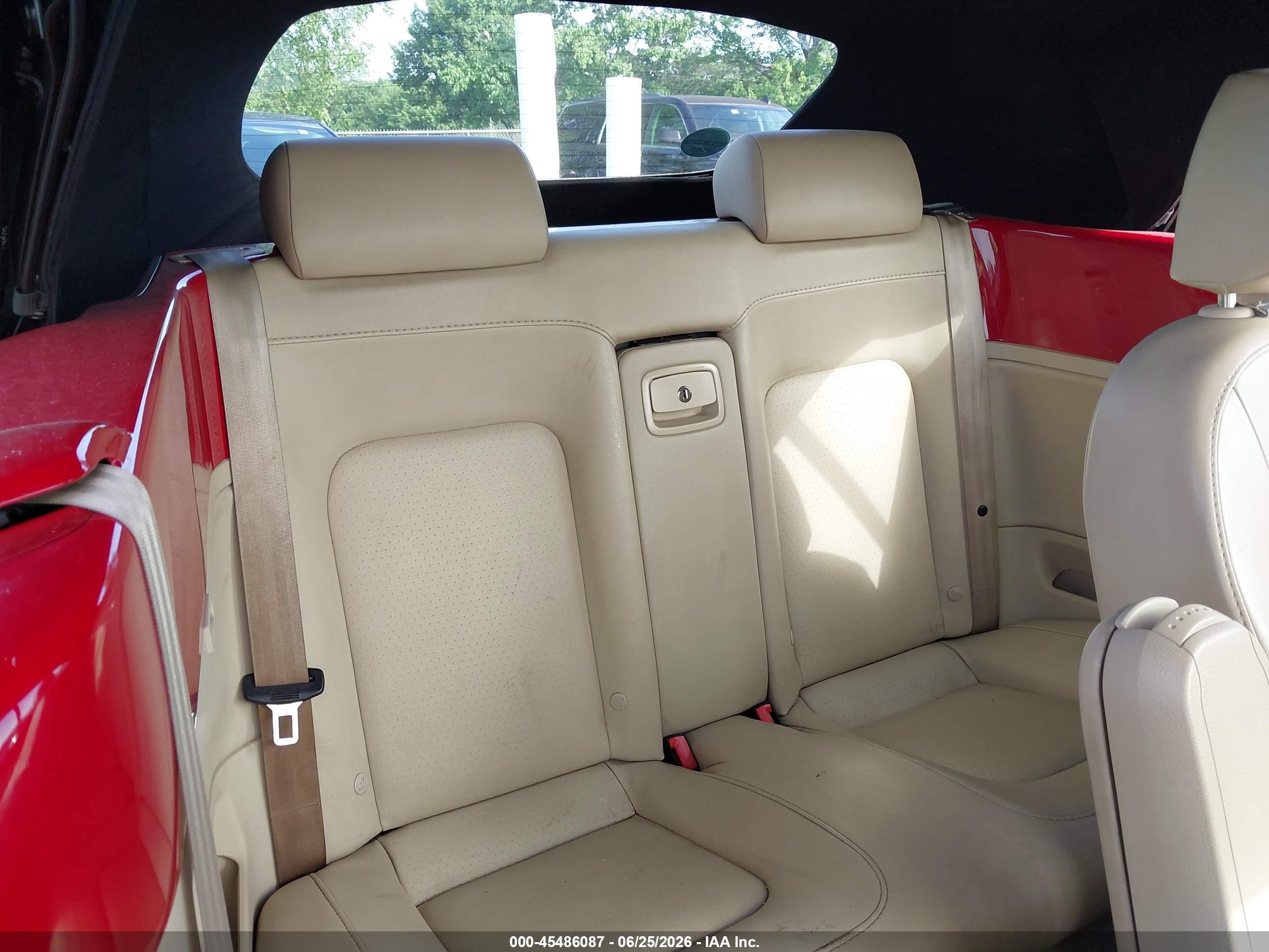 2009 Volkswagen New Beetle S Red vin: 3VWRF31Y89M403243