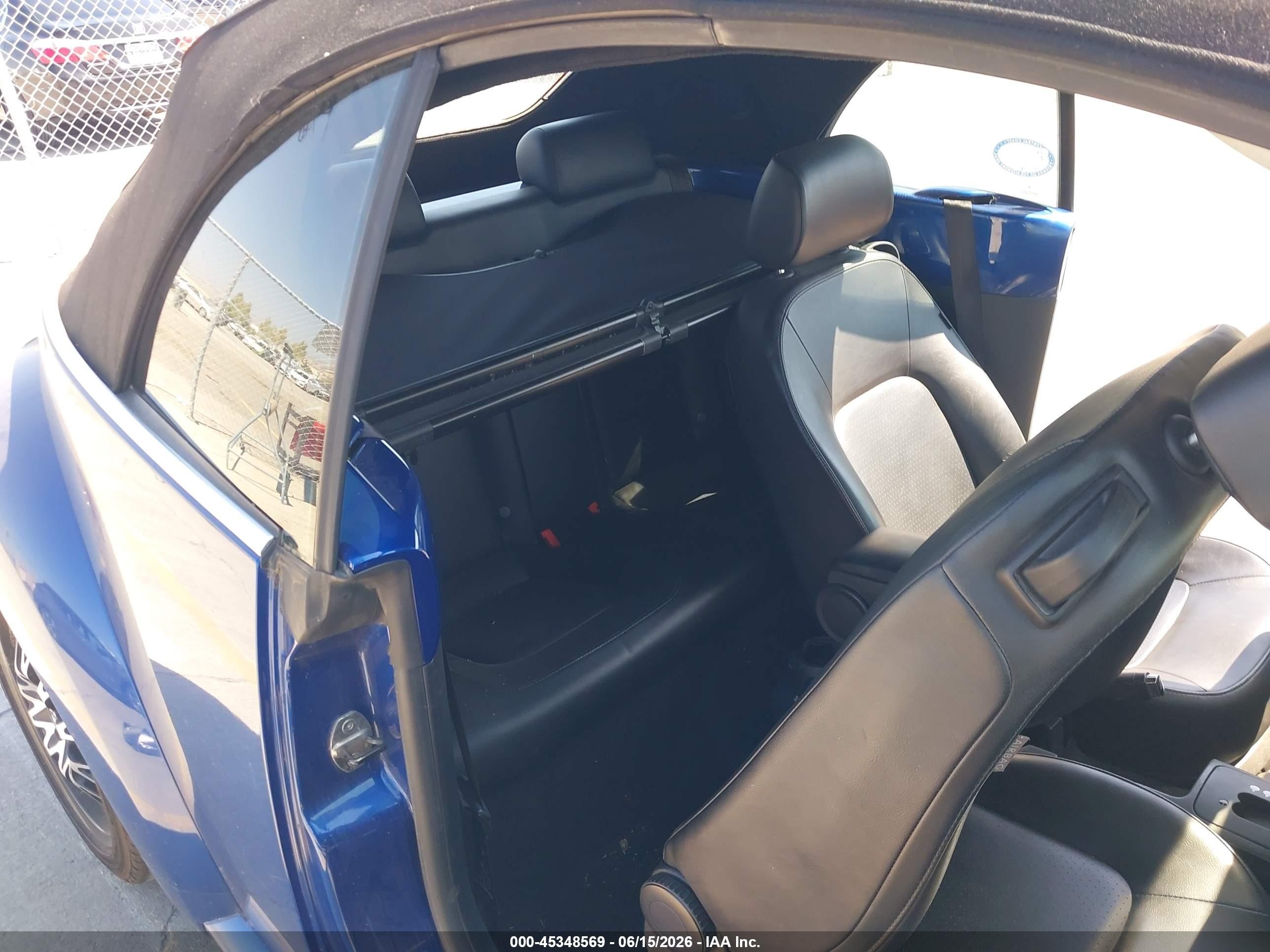 2008 Volkswagen New Beetle Se Blue vin: 3VWRF31Y98M406358