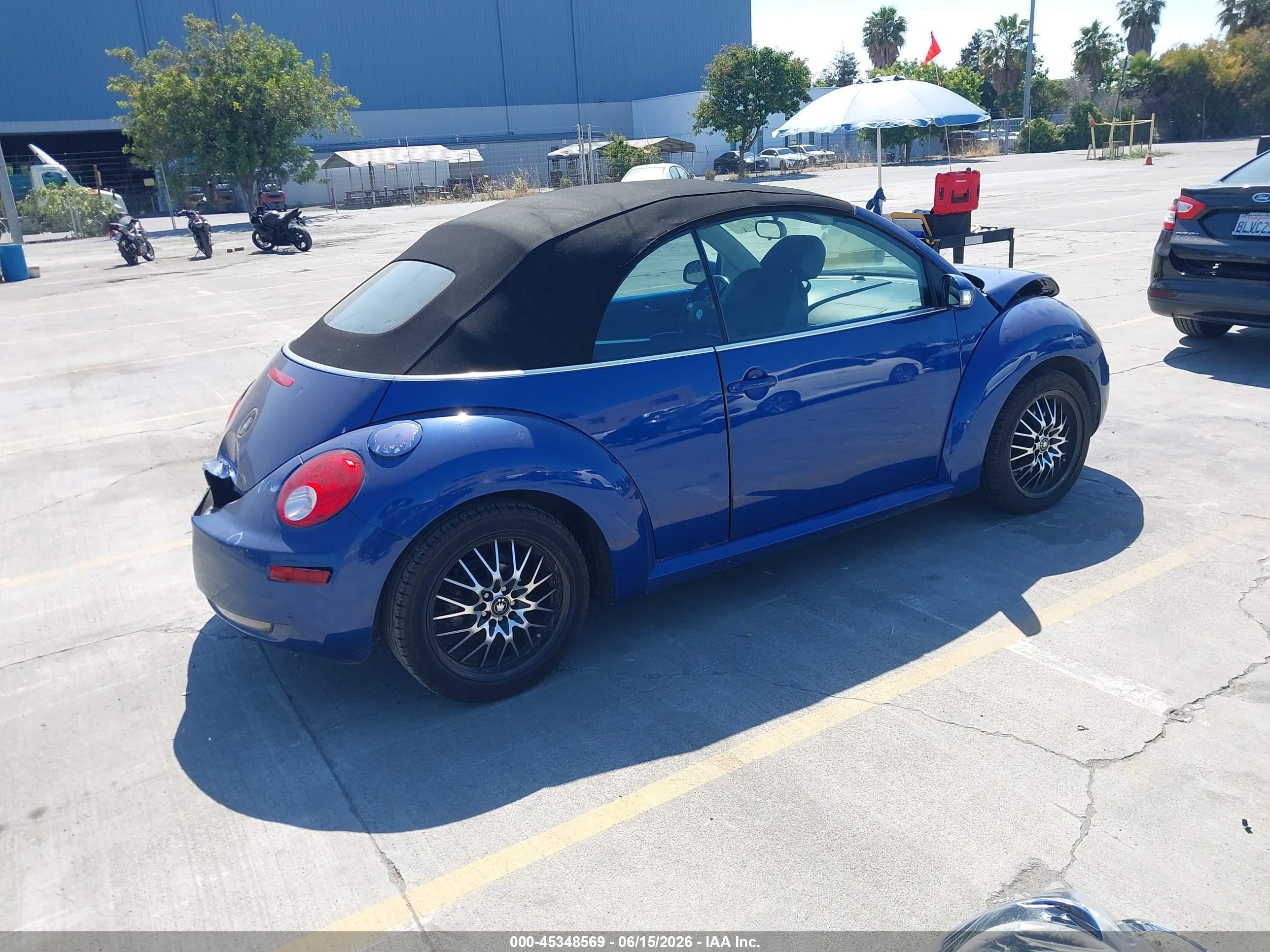 2008 Volkswagen New Beetle Se Blue vin: 3VWRF31Y98M406358