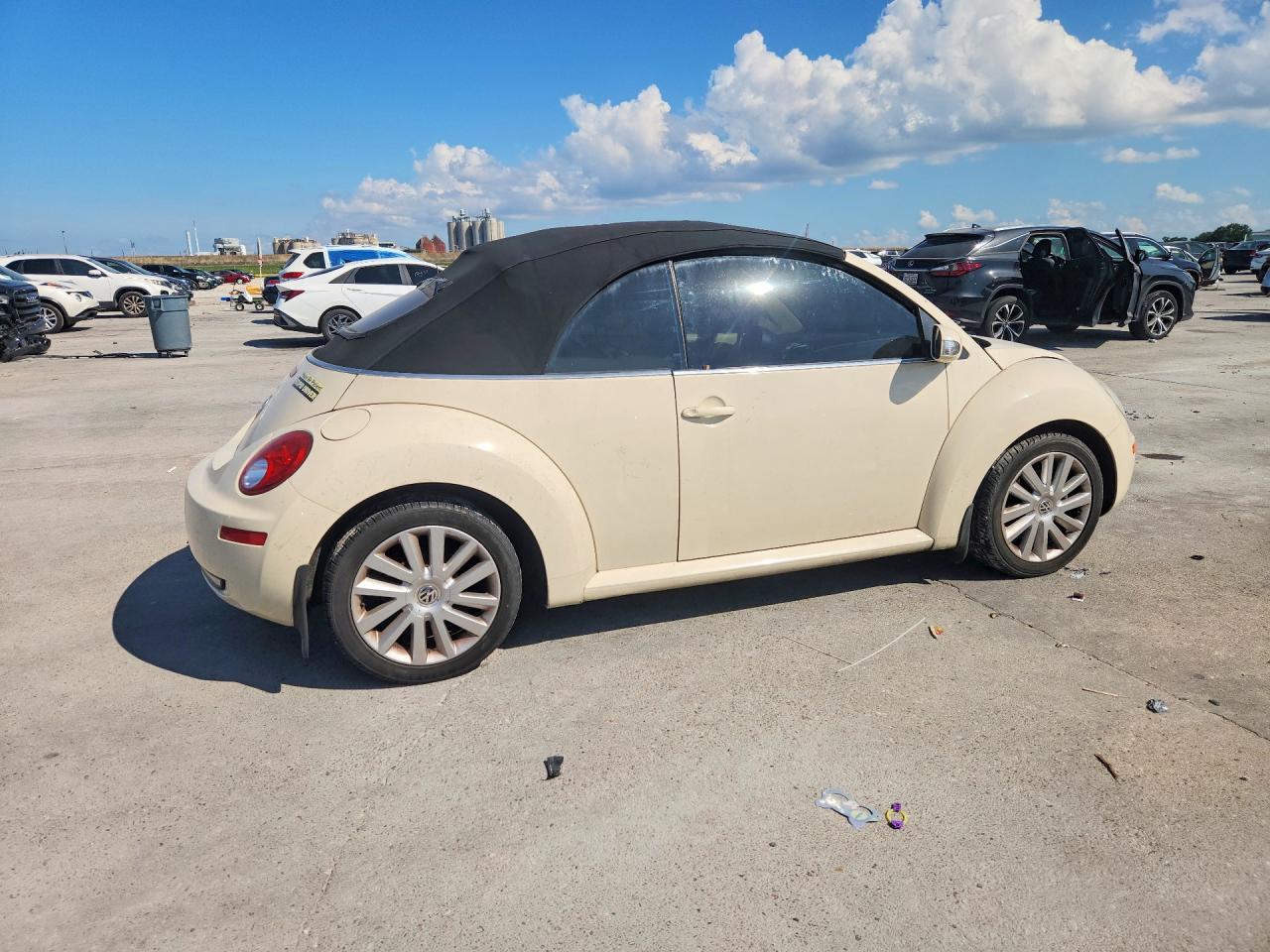 2008 Volkswagen New Beetle Convertible Se Beige vin: 3VWRF31Y98M418719