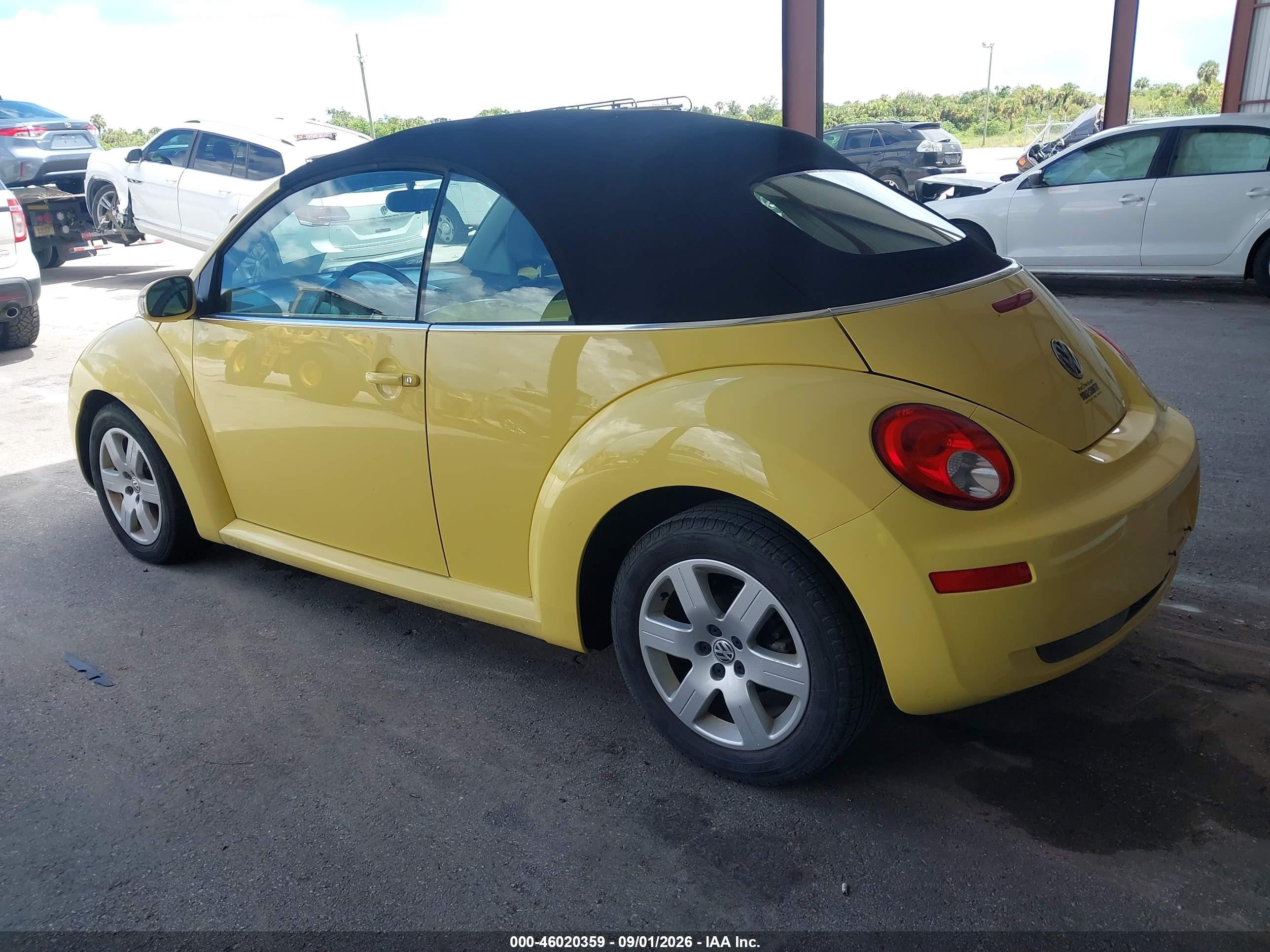 2007 Volkswagen New Beetle 2.5 Желтый vin: 3VWRF31YX7M412412