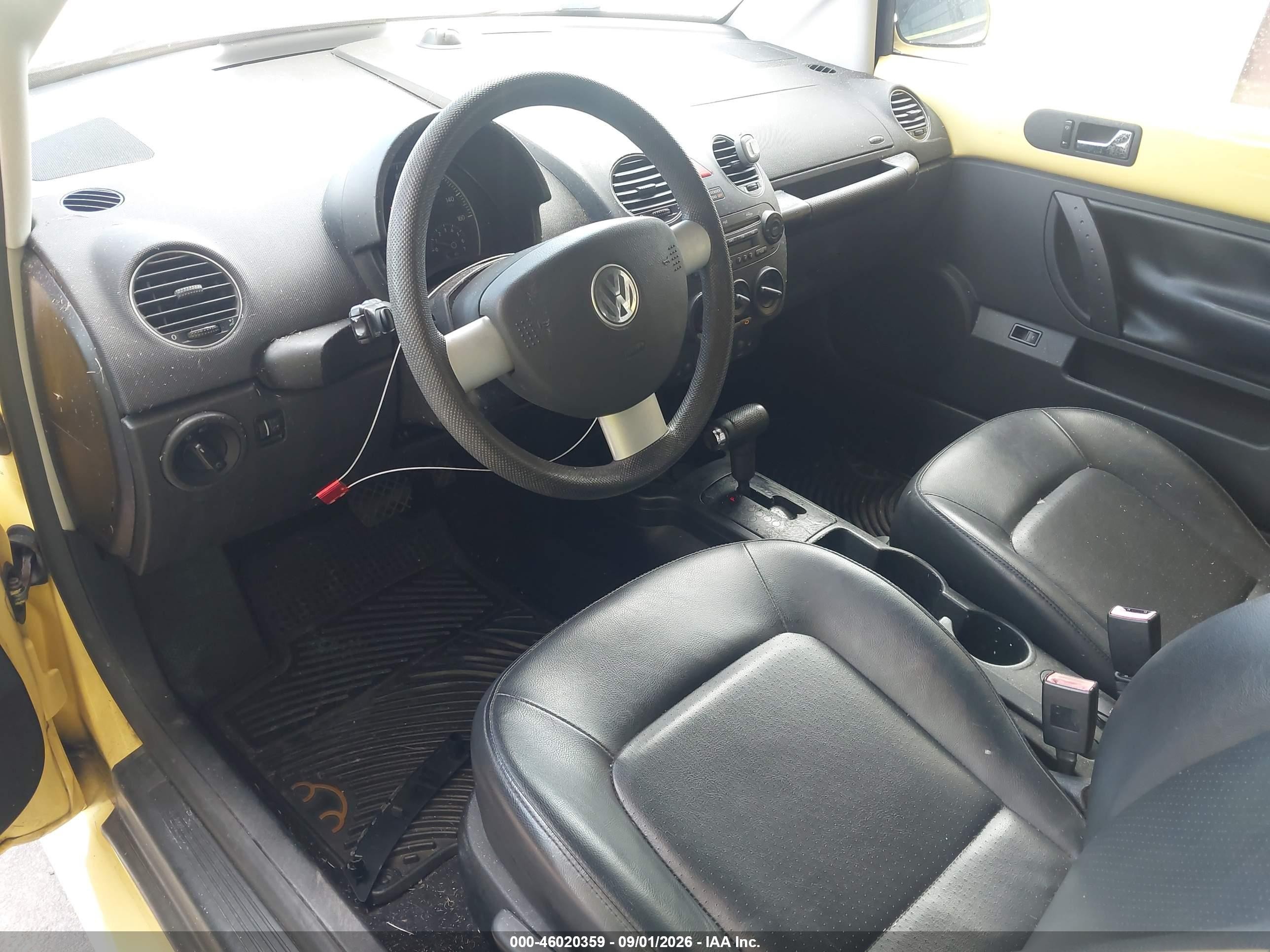 2007 Volkswagen New Beetle 2.5 Желтый vin: 3VWRF31YX7M412412