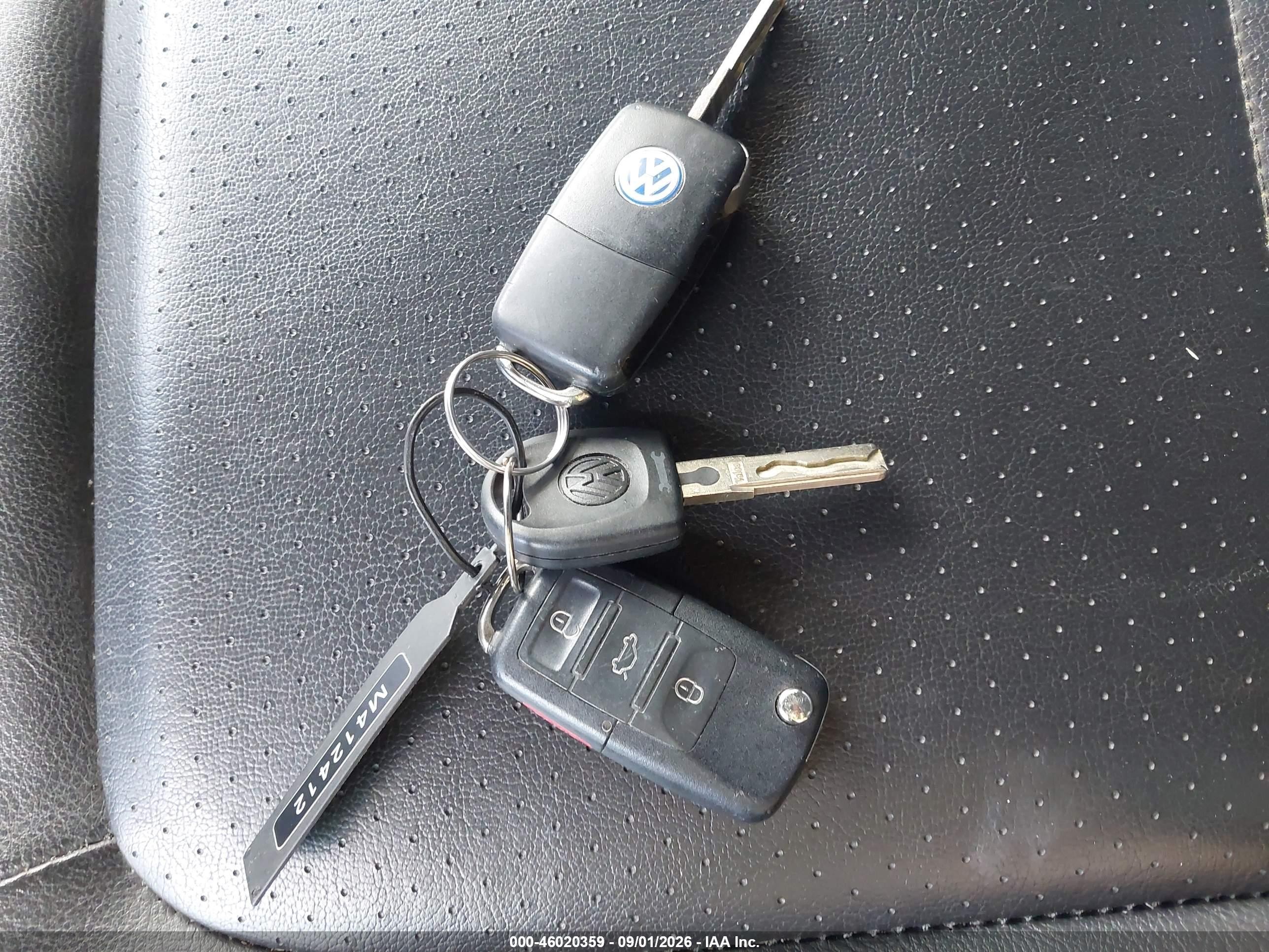 2007 Volkswagen New Beetle 2.5 Желтый vin: 3VWRF31YX7M412412