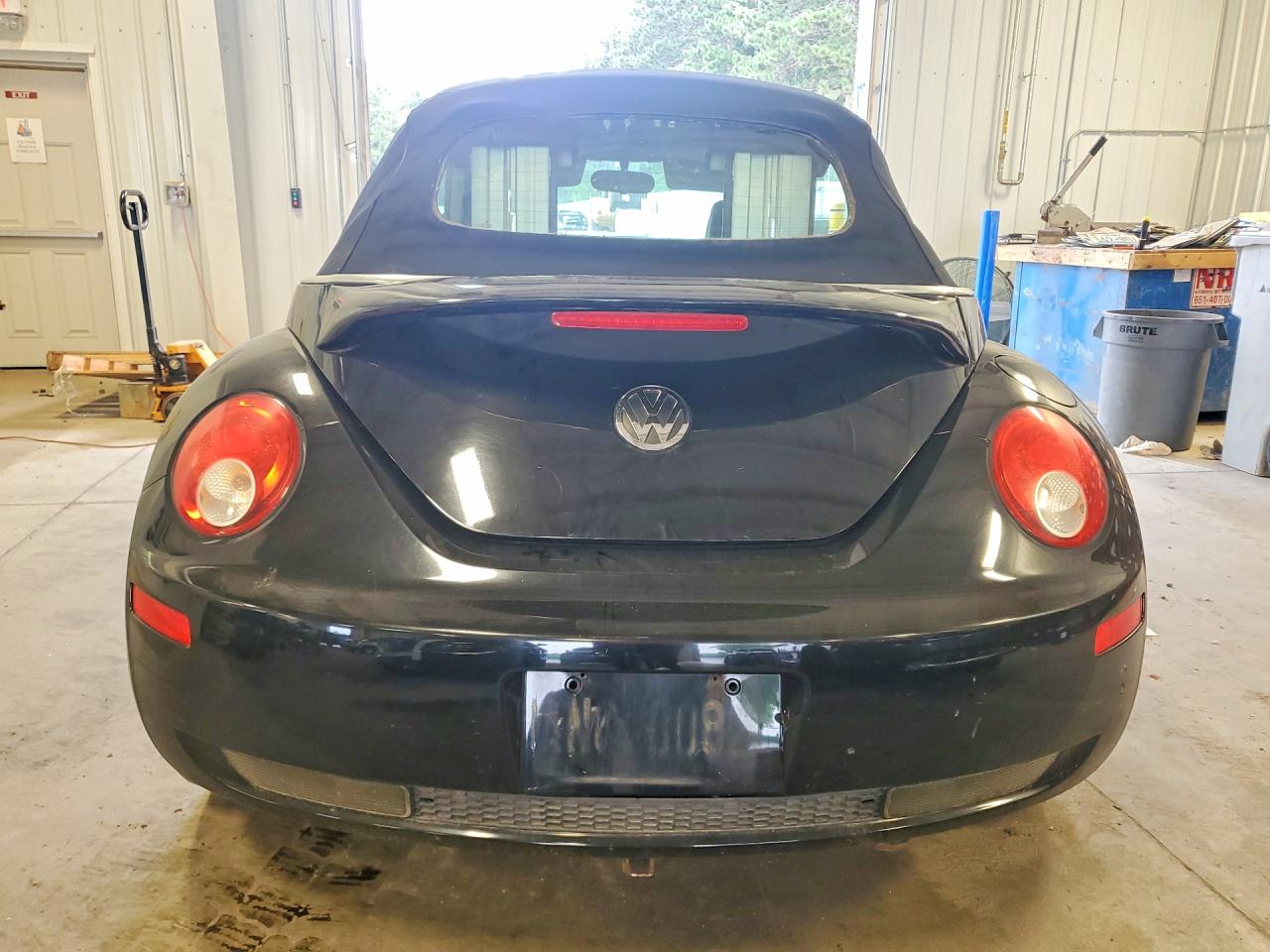 2009 Volkswagen New Beetle S Black vin: 3VWRF31YX9M400845