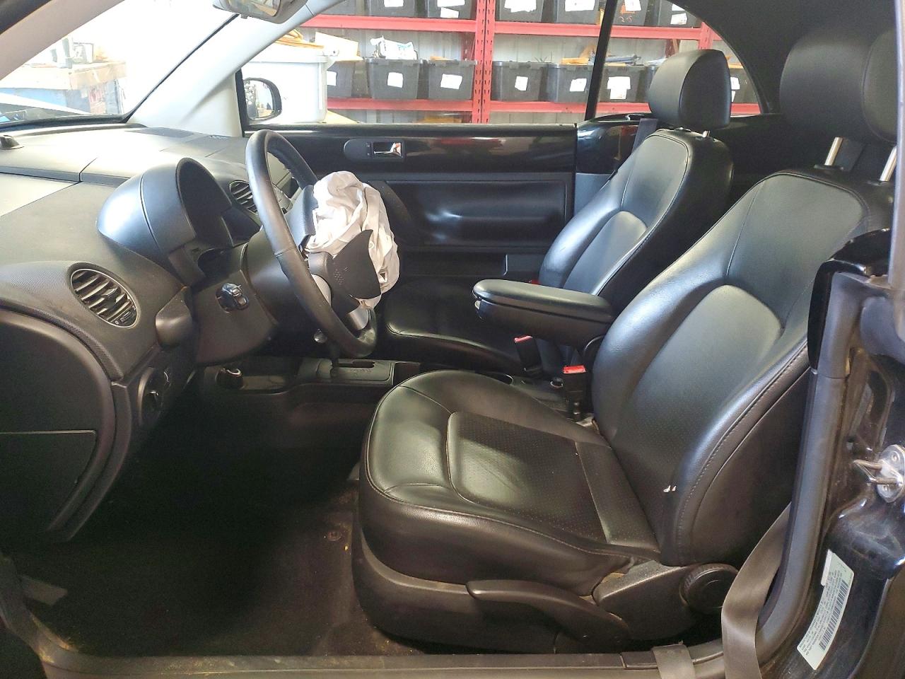 2009 Volkswagen New Beetle S Black vin: 3VWRF31YX9M400845
