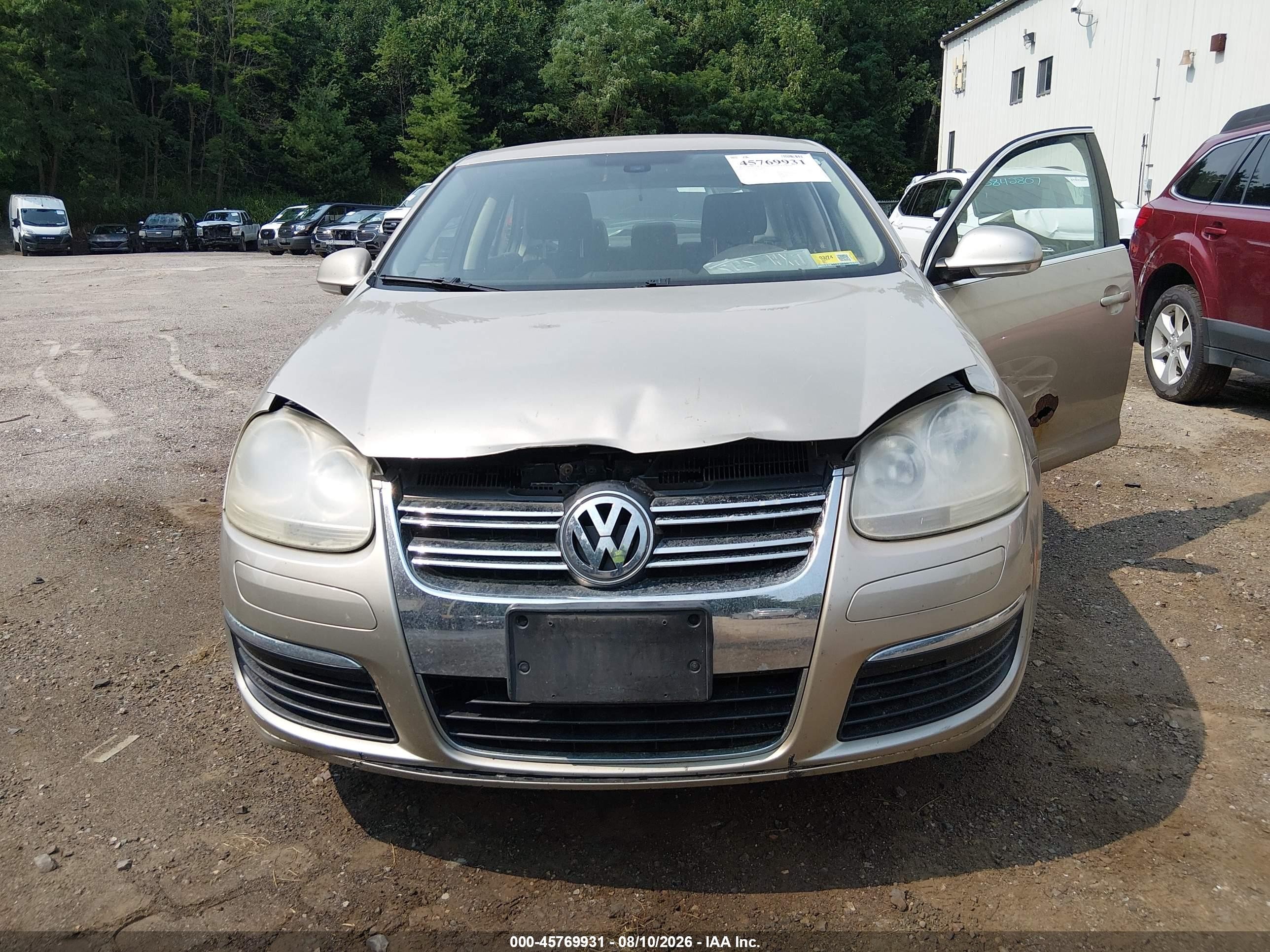 2005 Volkswagen Jetta 2.5 Желто-коричневый vin: 3VWRF71K25M640999
