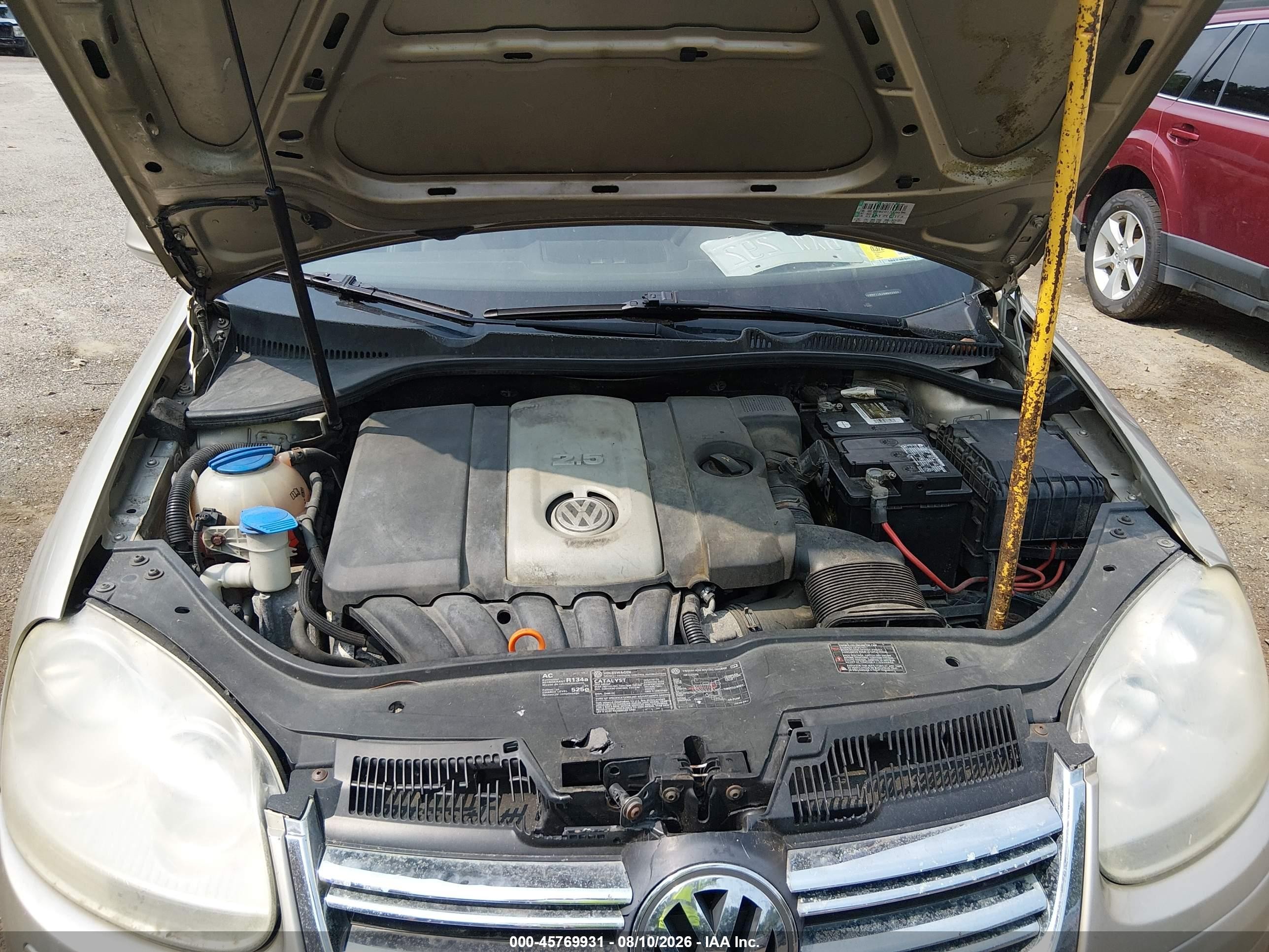 2005 Volkswagen Jetta 2.5 Желто-коричневый vin: 3VWRF71K25M640999