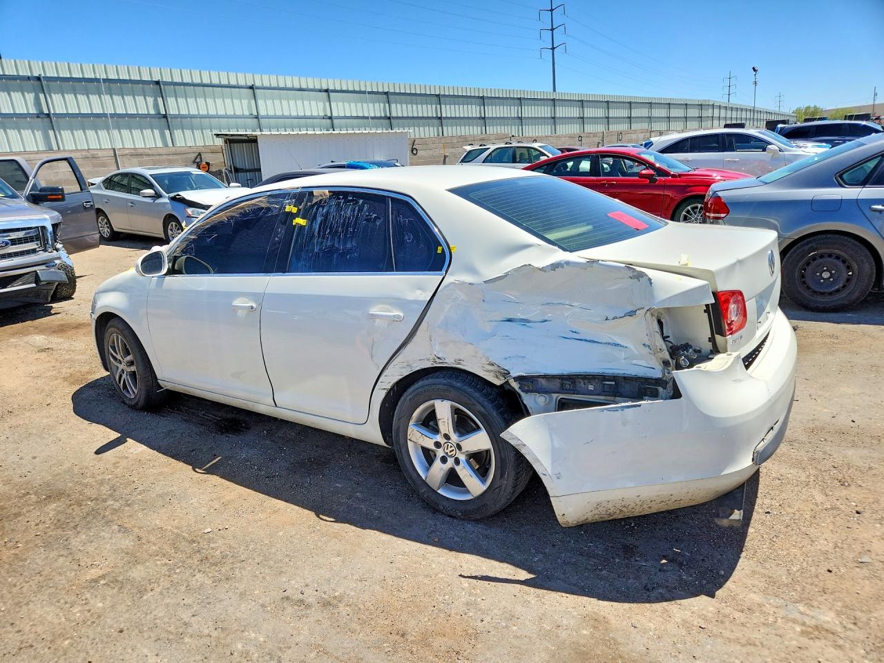 2006 Volkswagen Jetta 2.5 White vin: 3VWRF71K36M708079