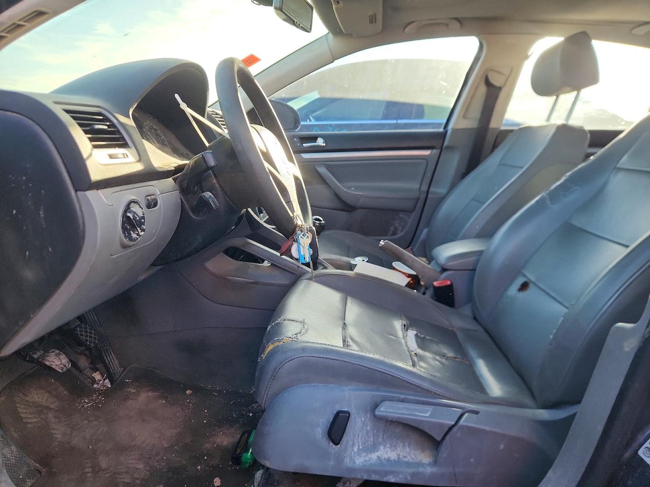 2005 Volkswagen New Jetta 2.5 Blue vin: 3VWRF71K75M625608