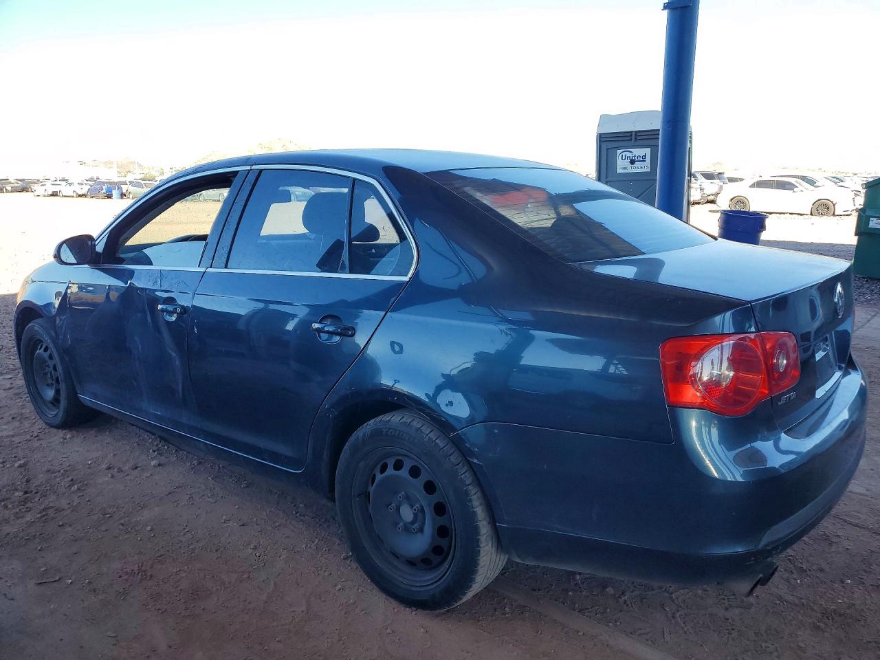 2005 Volkswagen New Jetta 2.5 Blue vin: 3VWRF71K75M625608