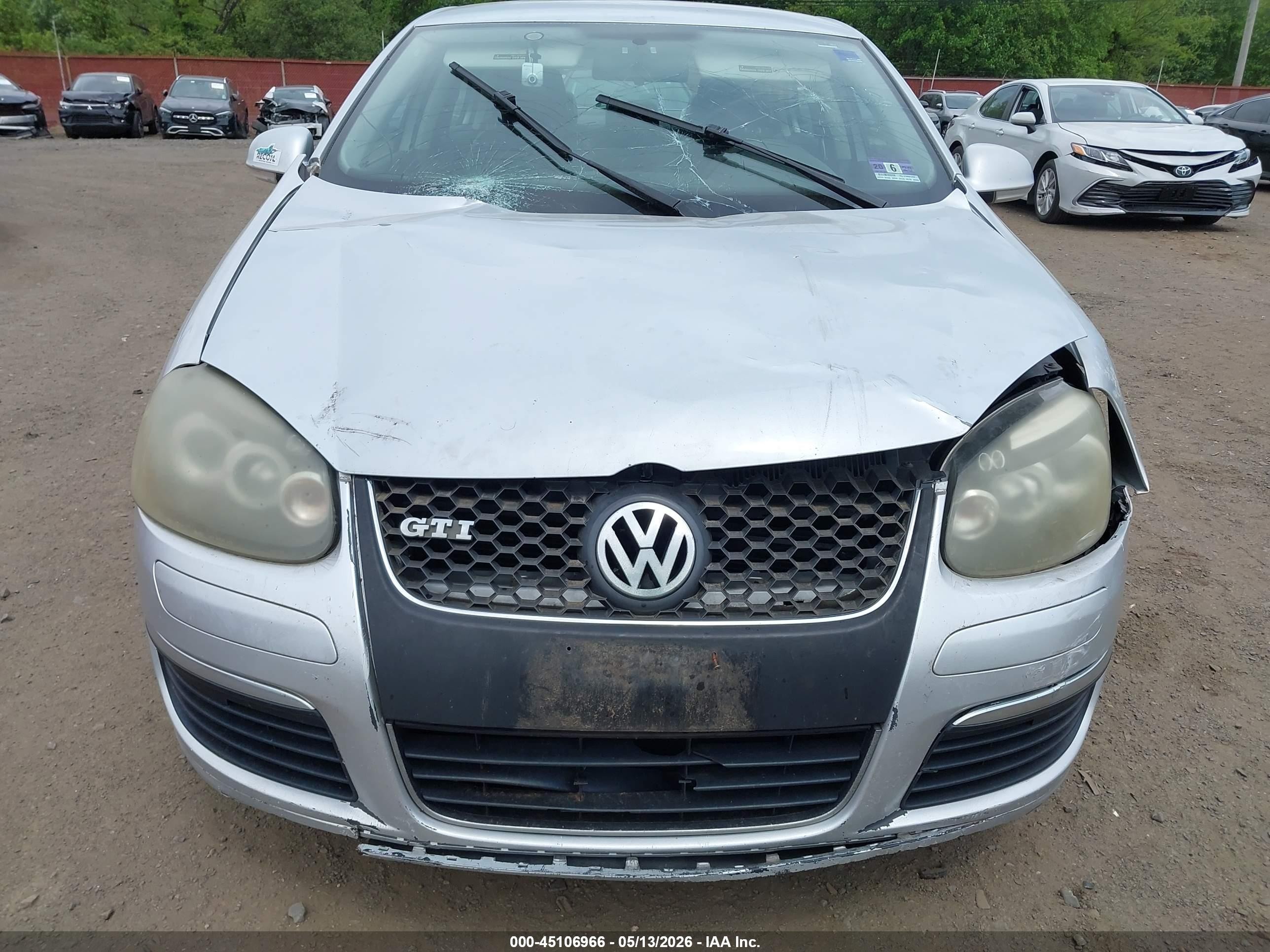2006 Volkswagen Jetta 2.5 Серебряный vin: 3VWRF71K96M712413