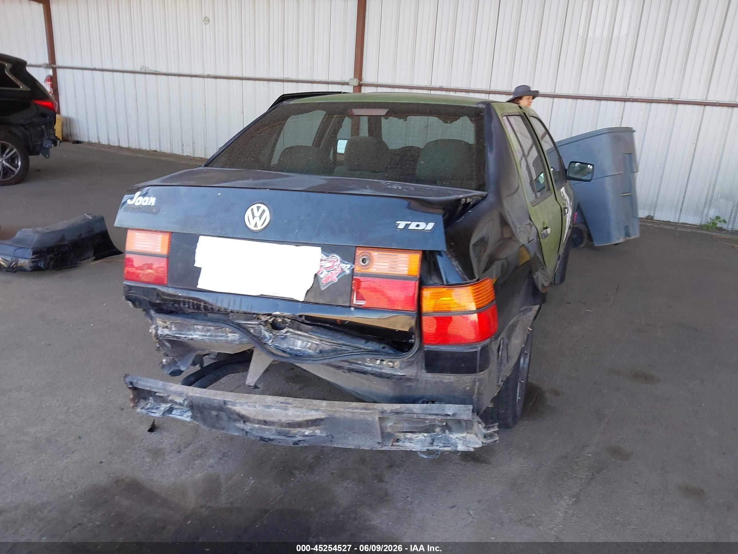 1998 Volkswagen Jetta Tdi Green vin: 3VWRF81H0WM133286
