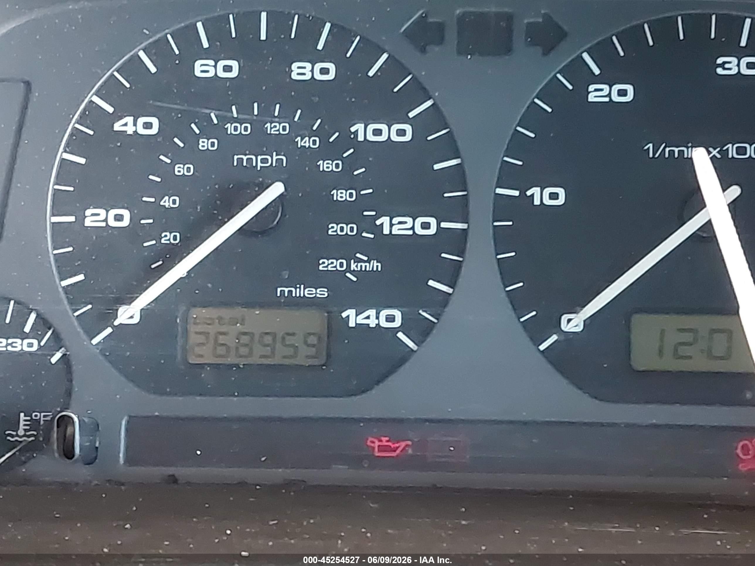 1998 Volkswagen Jetta Tdi Green vin: 3VWRF81H0WM133286