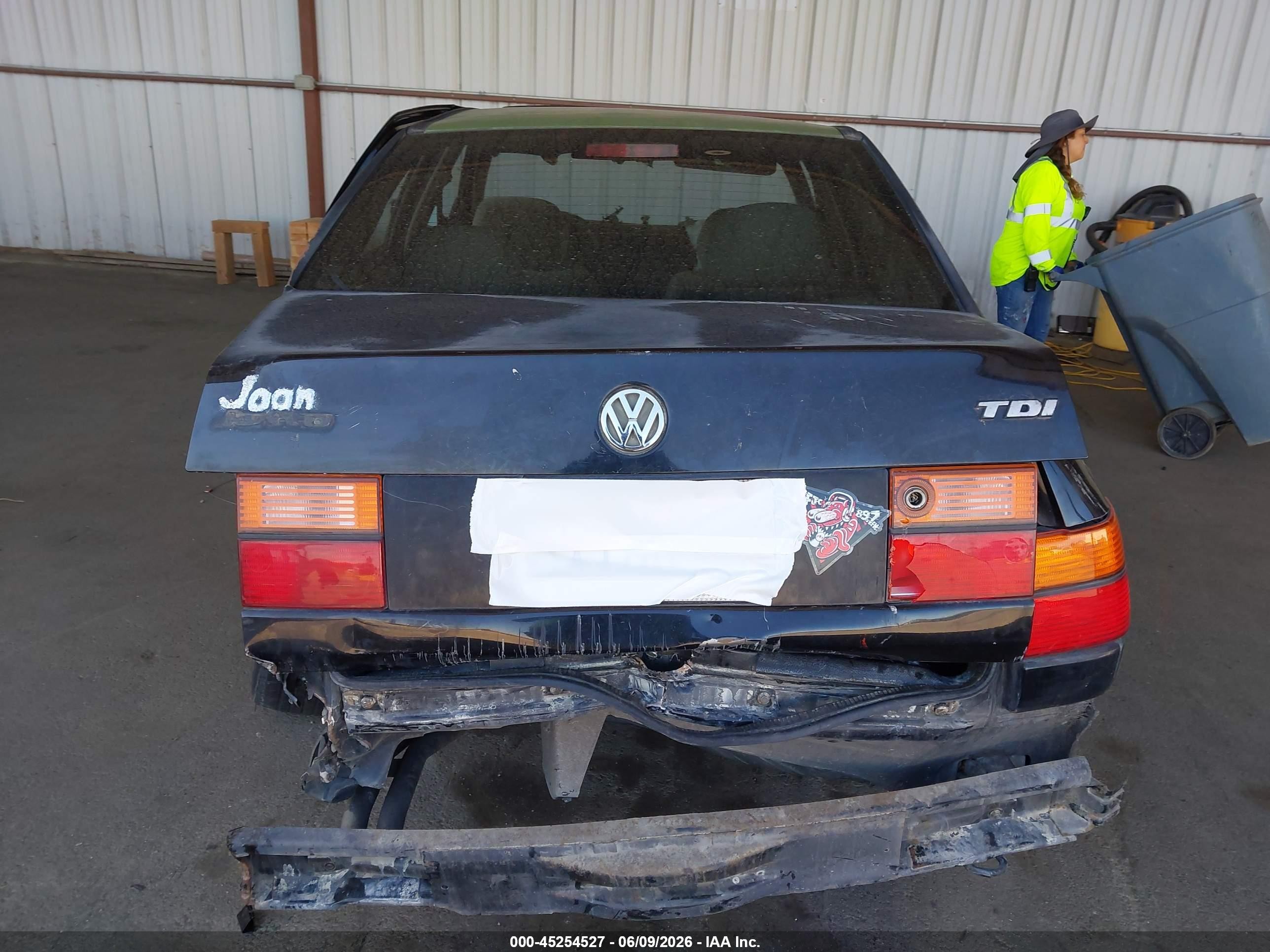 1998 Volkswagen Jetta Tdi Green vin: 3VWRF81H0WM133286