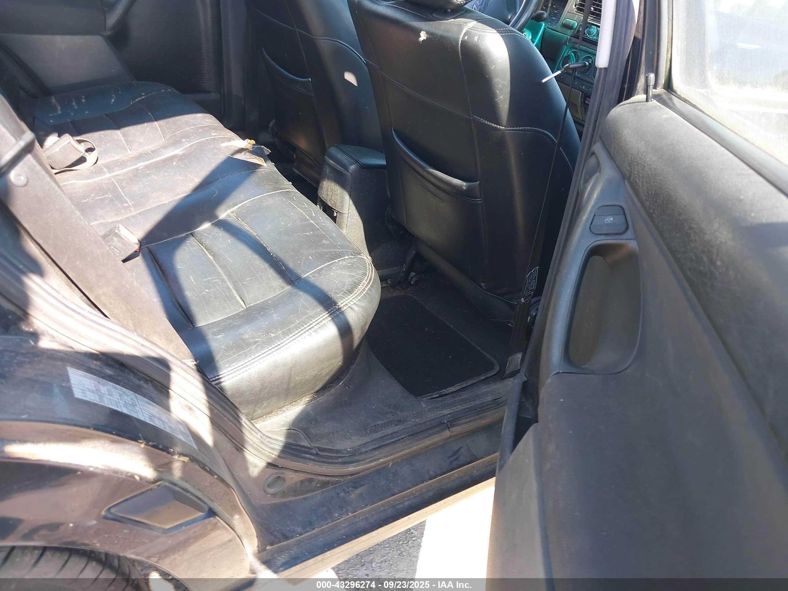 1998 Volkswagen Jetta Tdi Black vin: 3VWRF81H3WM123464