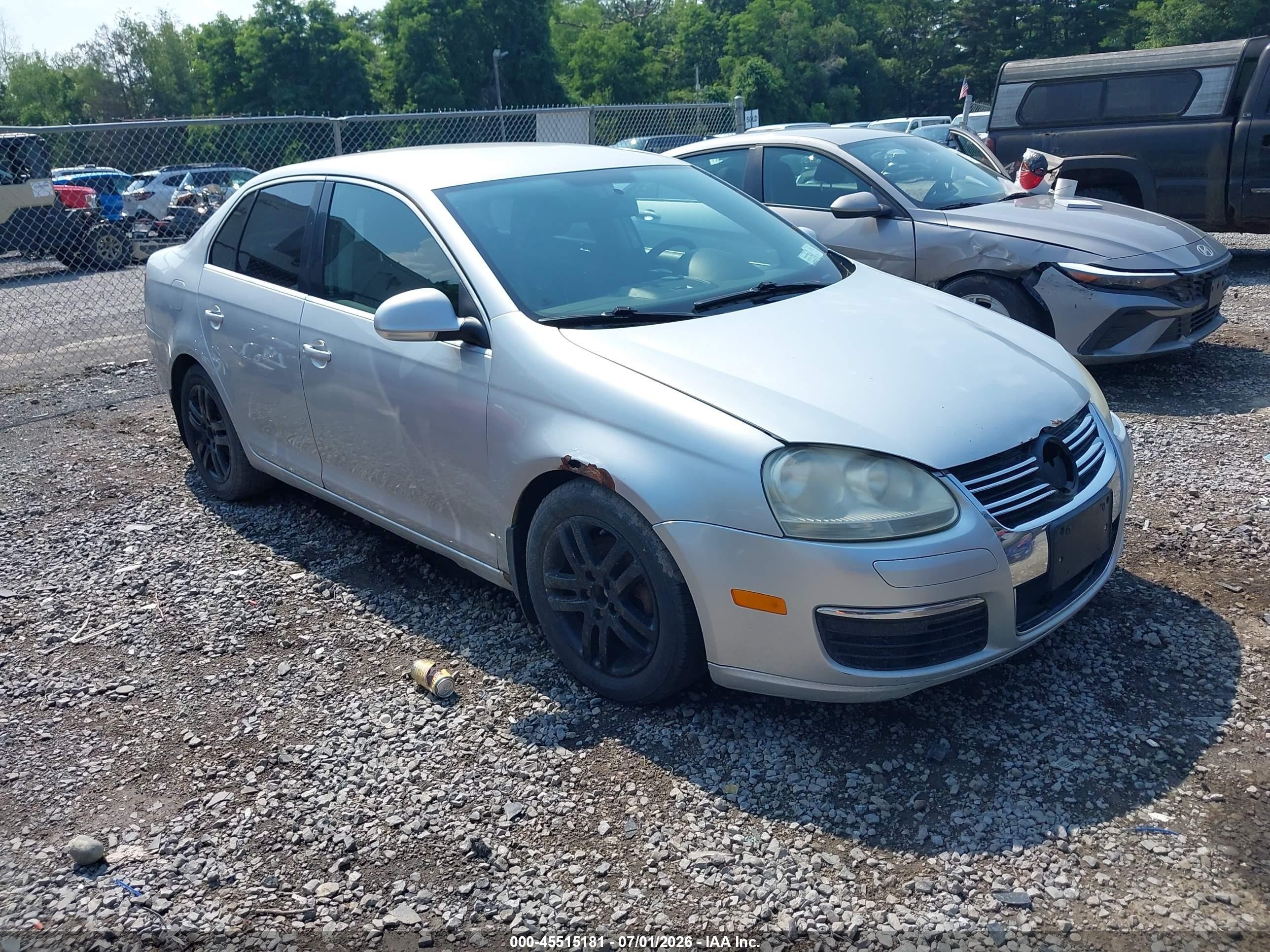 2006 Volkswagen Jetta 2.5 Silver vin: 3VWRF81K66M800096