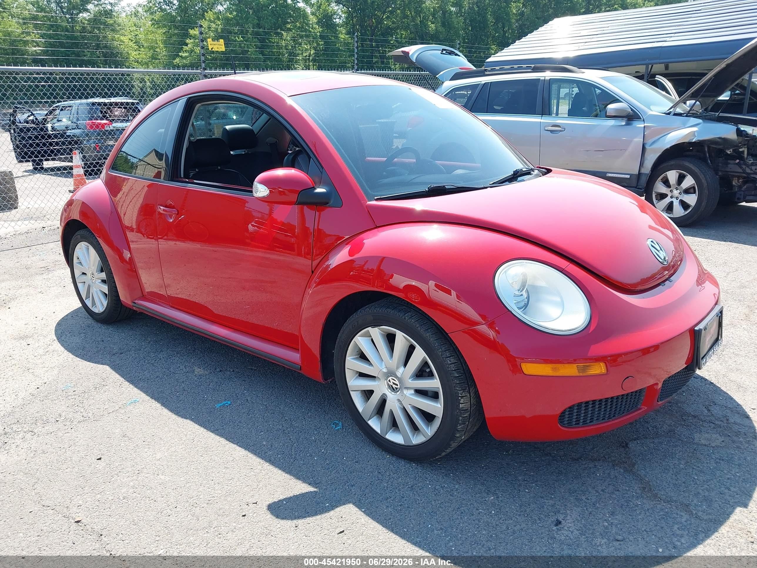 2008 Volkswagen New Beetle S/se Красный vin: 3VWRG31C08M502719