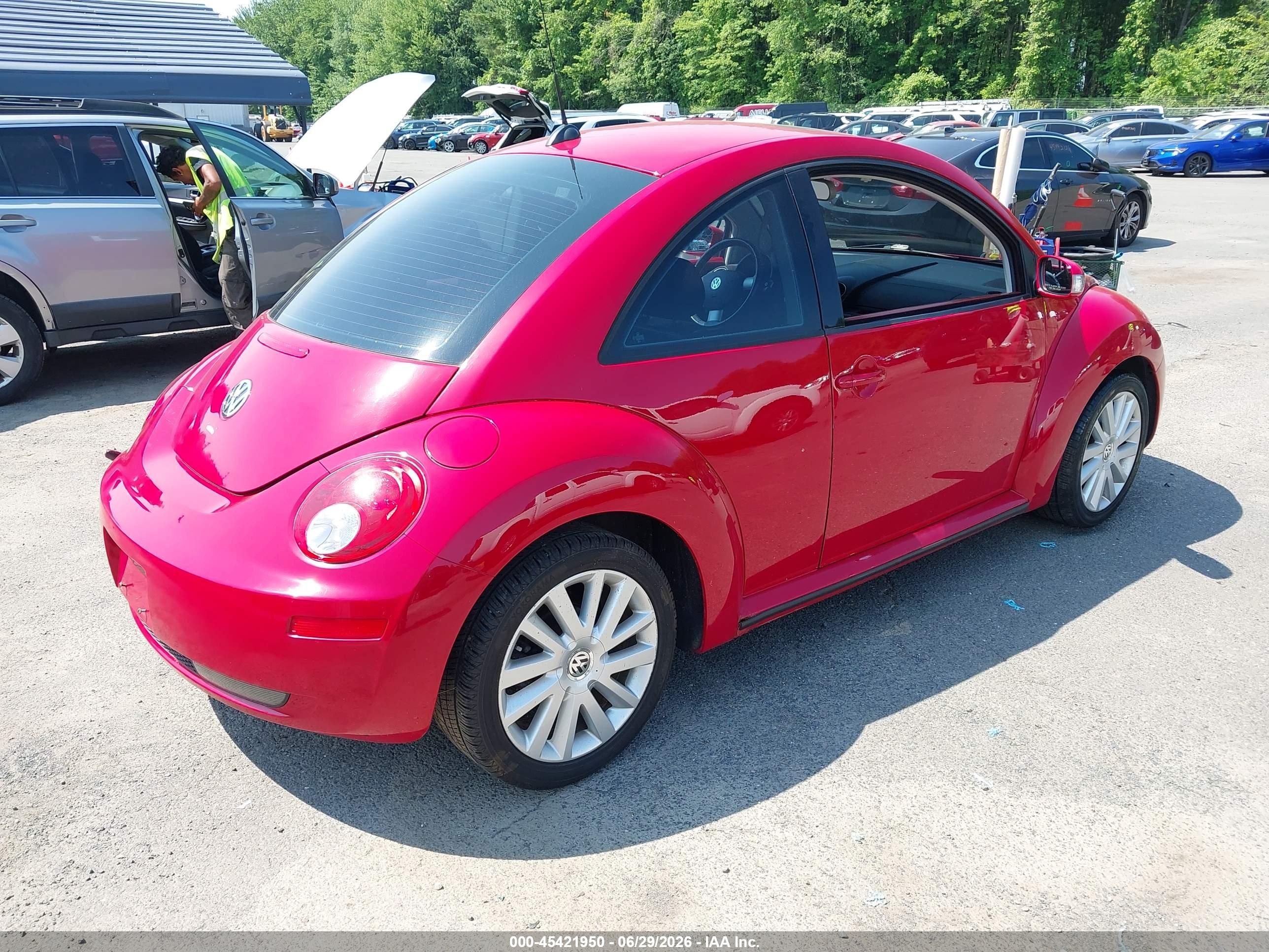 2008 Volkswagen New Beetle S/se Красный vin: 3VWRG31C08M502719