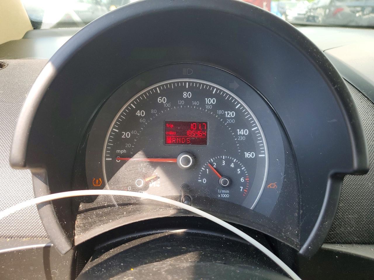 2009 Volkswagen New Beetle S White vin: 3VWRG31C09M515858