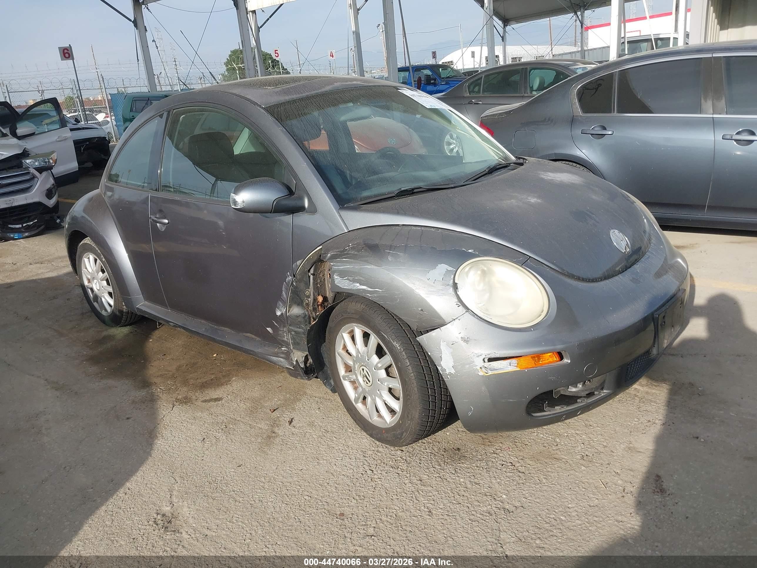 2006 Volkswagen New Beetle 2.5 Gray vin: 3VWRG31C36M416561