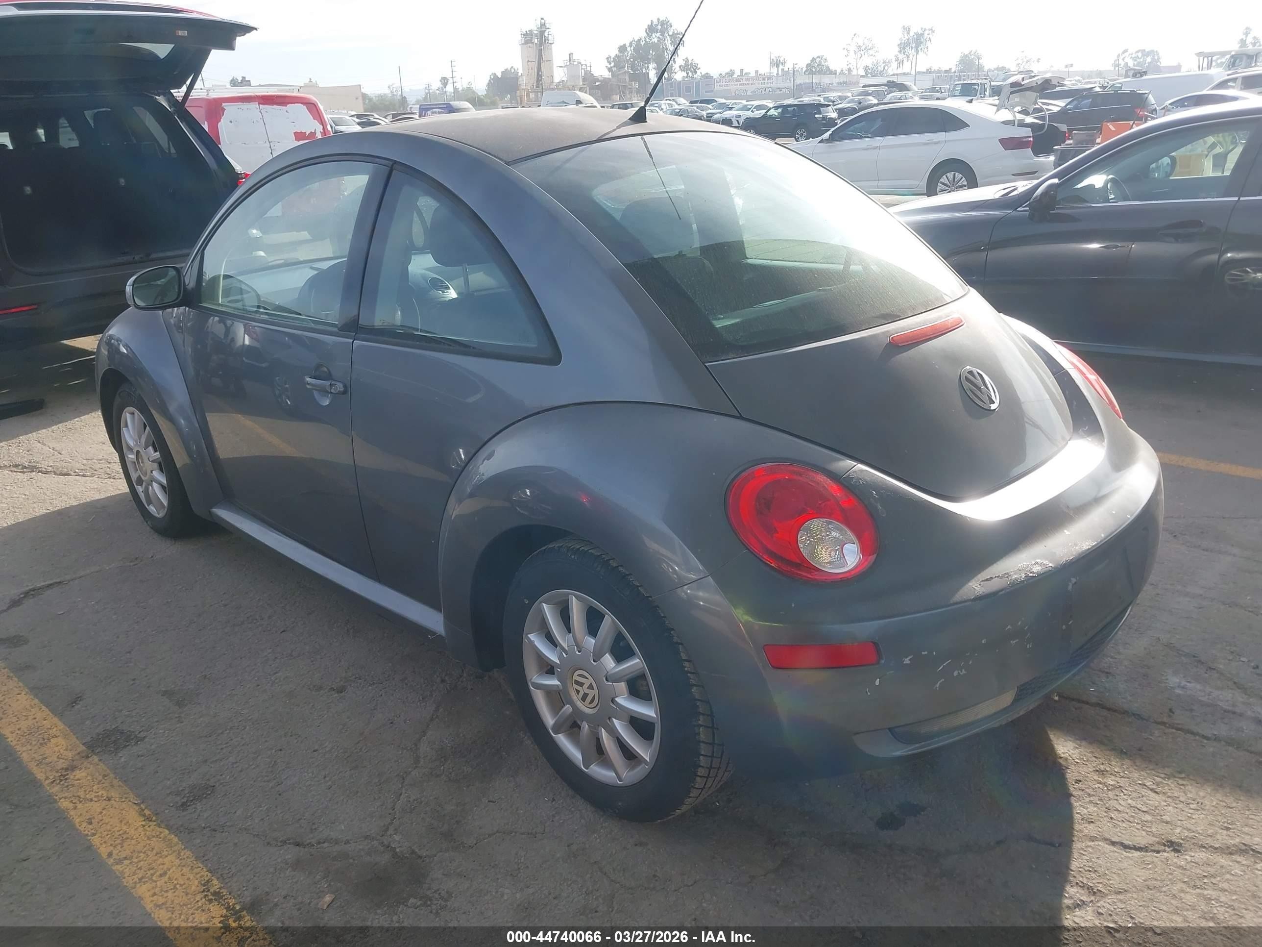 2006 Volkswagen New Beetle 2.5 Gray vin: 3VWRG31C36M416561