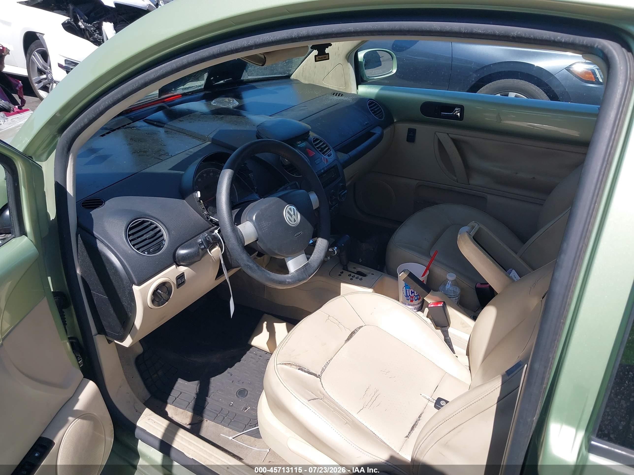 2008 Volkswagen New Beetle S/se Green vin: 3VWRG31C58M502439
