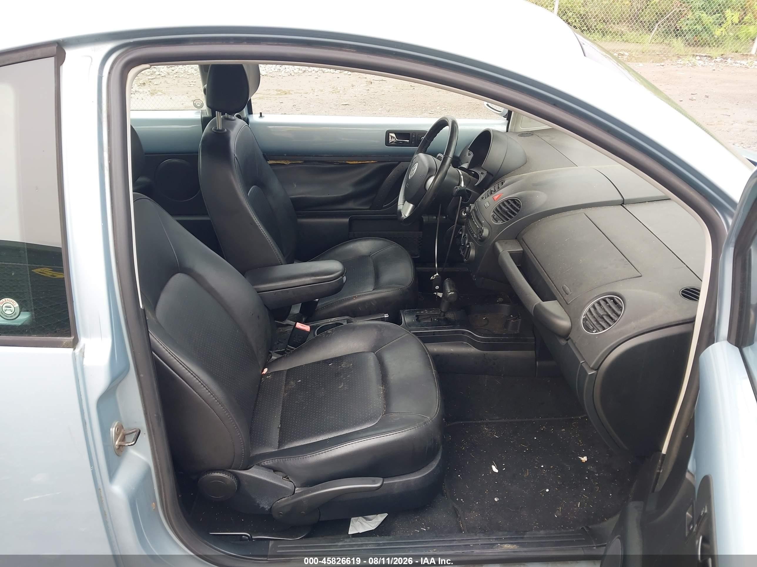 2009 Volkswagen New Beetle 2.5l Синий vin: 3VWRG31C59M505228