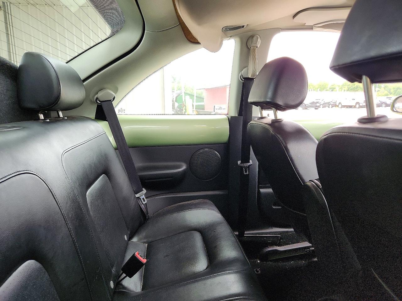 2006 Volkswagen New Beetle 2.5l Option Package 1 Green vin: 3VWRG31C66M418997