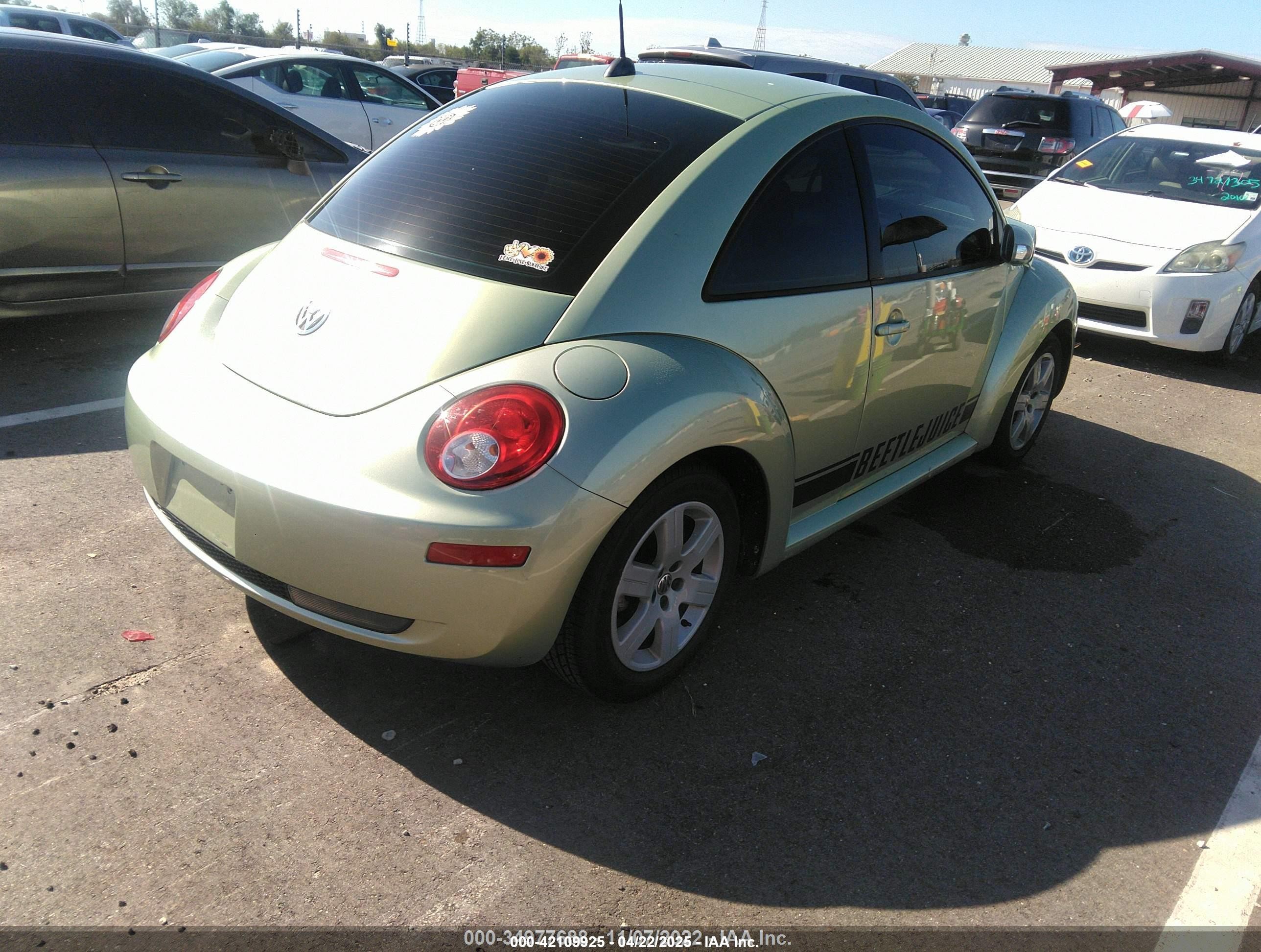 2007 Volkswagen New Beetle 2.5 Green vin: 3VWRG31C67M511505