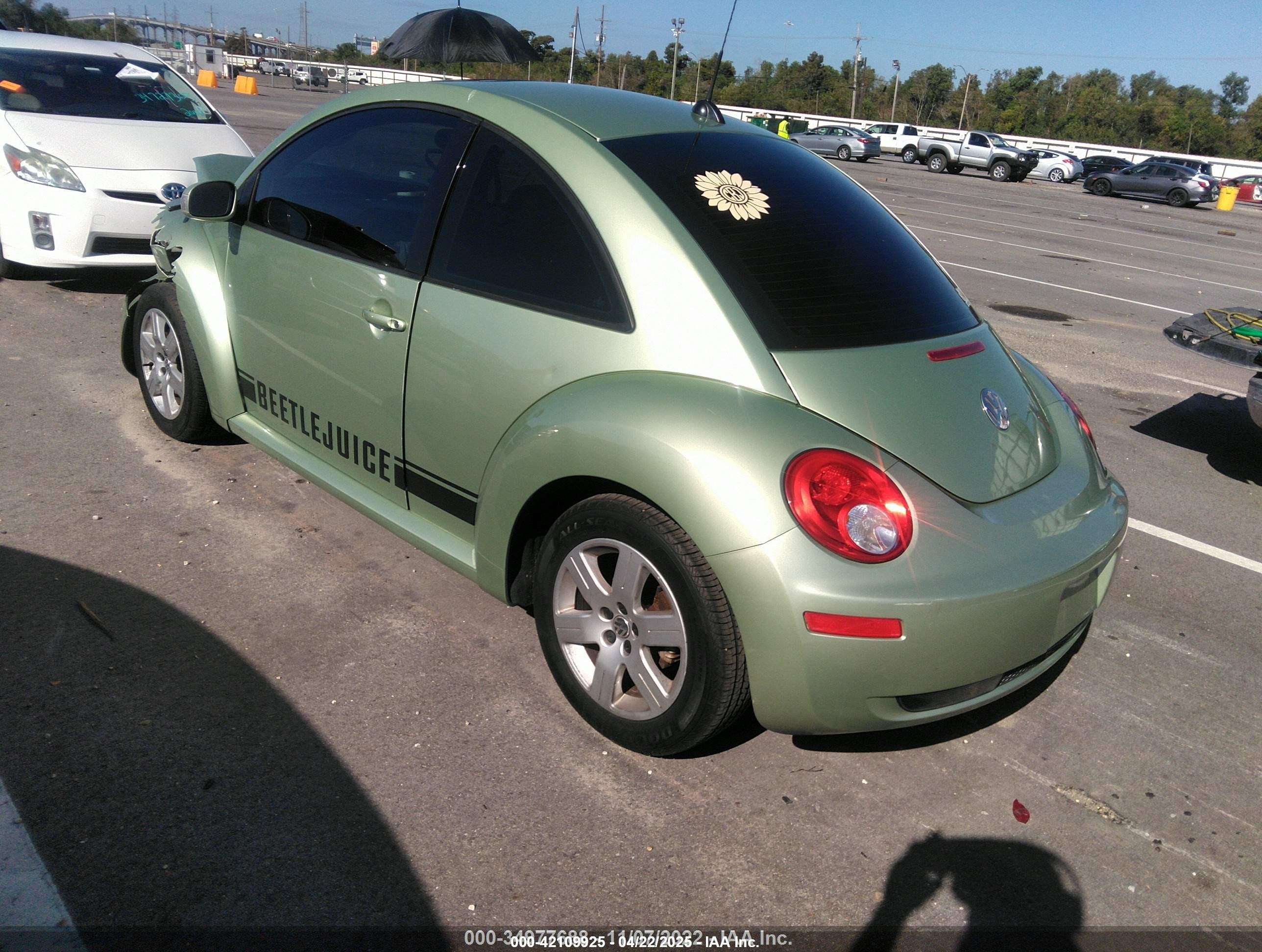 2007 Volkswagen New Beetle 2.5 Green vin: 3VWRG31C67M511505
