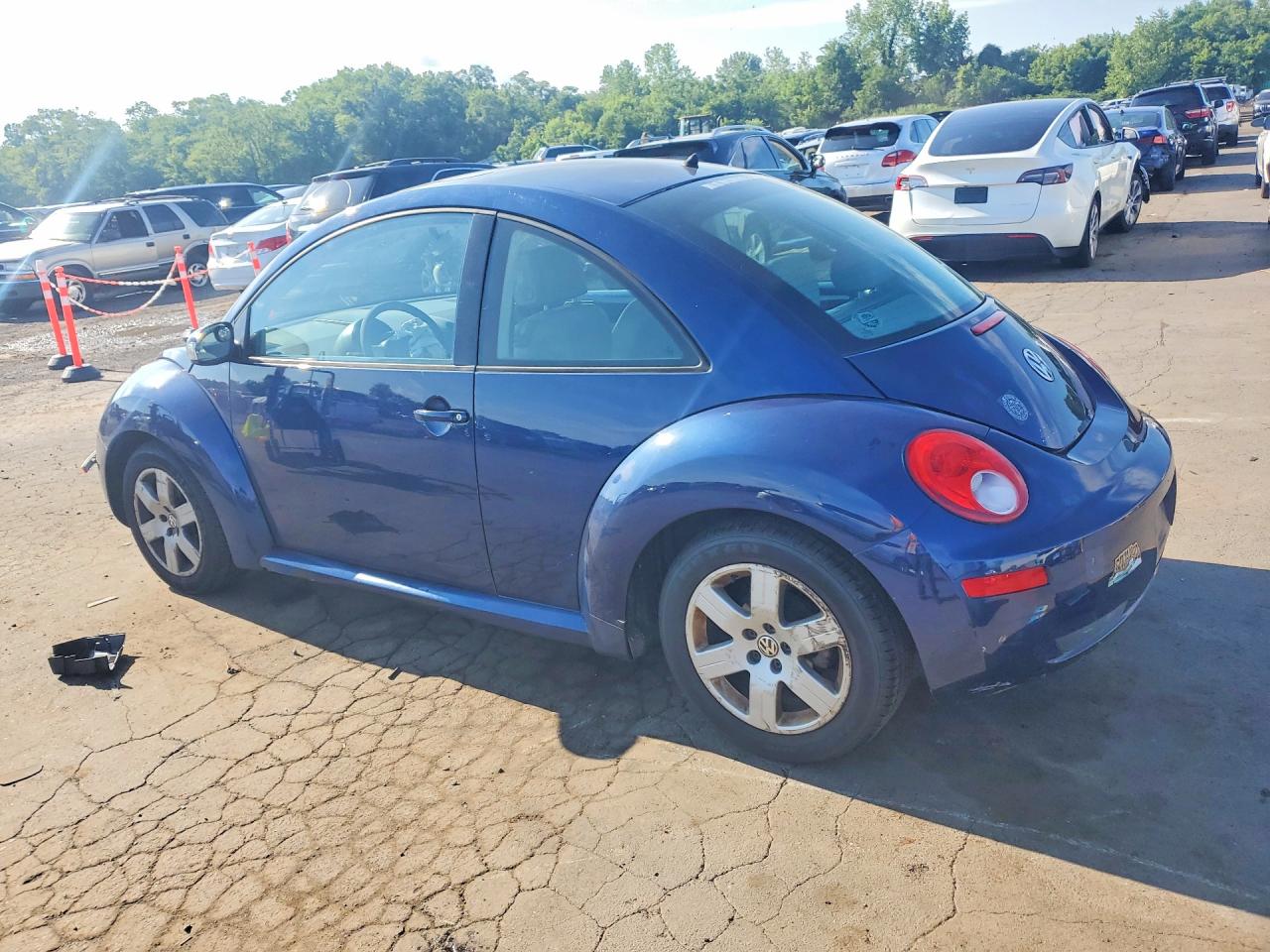2006 Volkswagen New Beetle 2.5l Option Package 1 Blue vin: 3VWRG31C76M423545