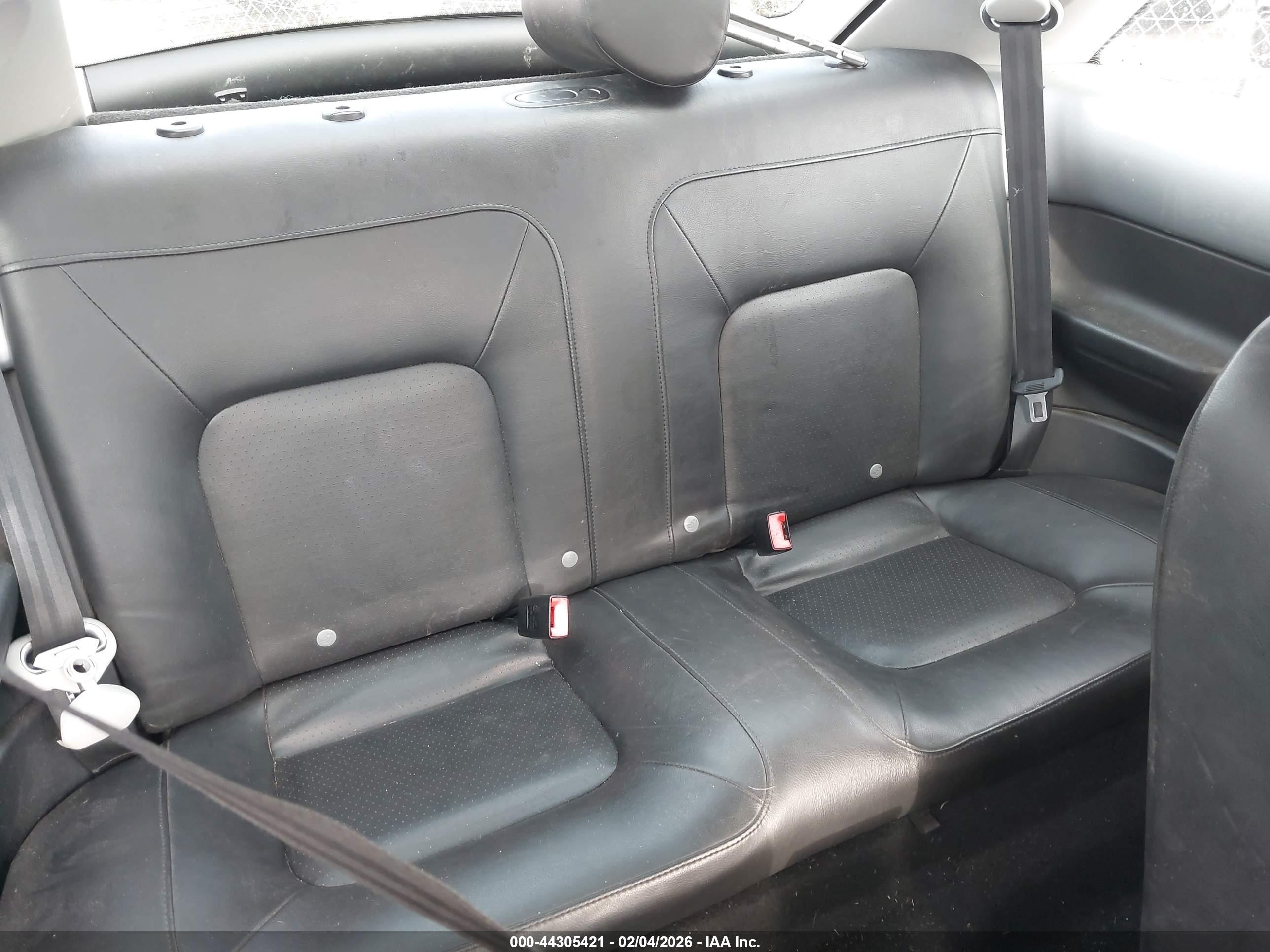 2008 Volkswagen New Beetle S/se Silver vin: 3VWRG31C78M520666
