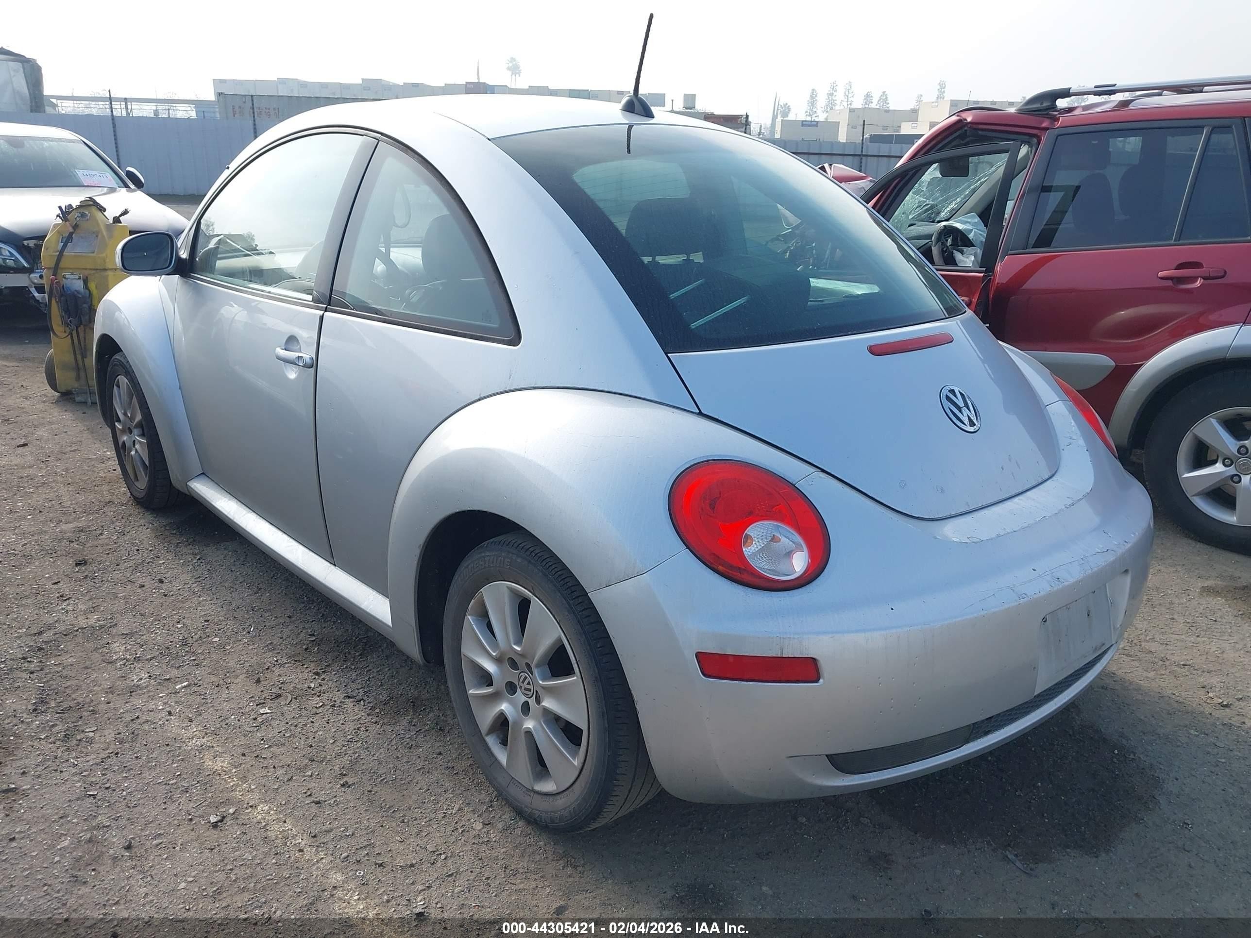 2008 Volkswagen New Beetle S/se Silver vin: 3VWRG31C78M520666