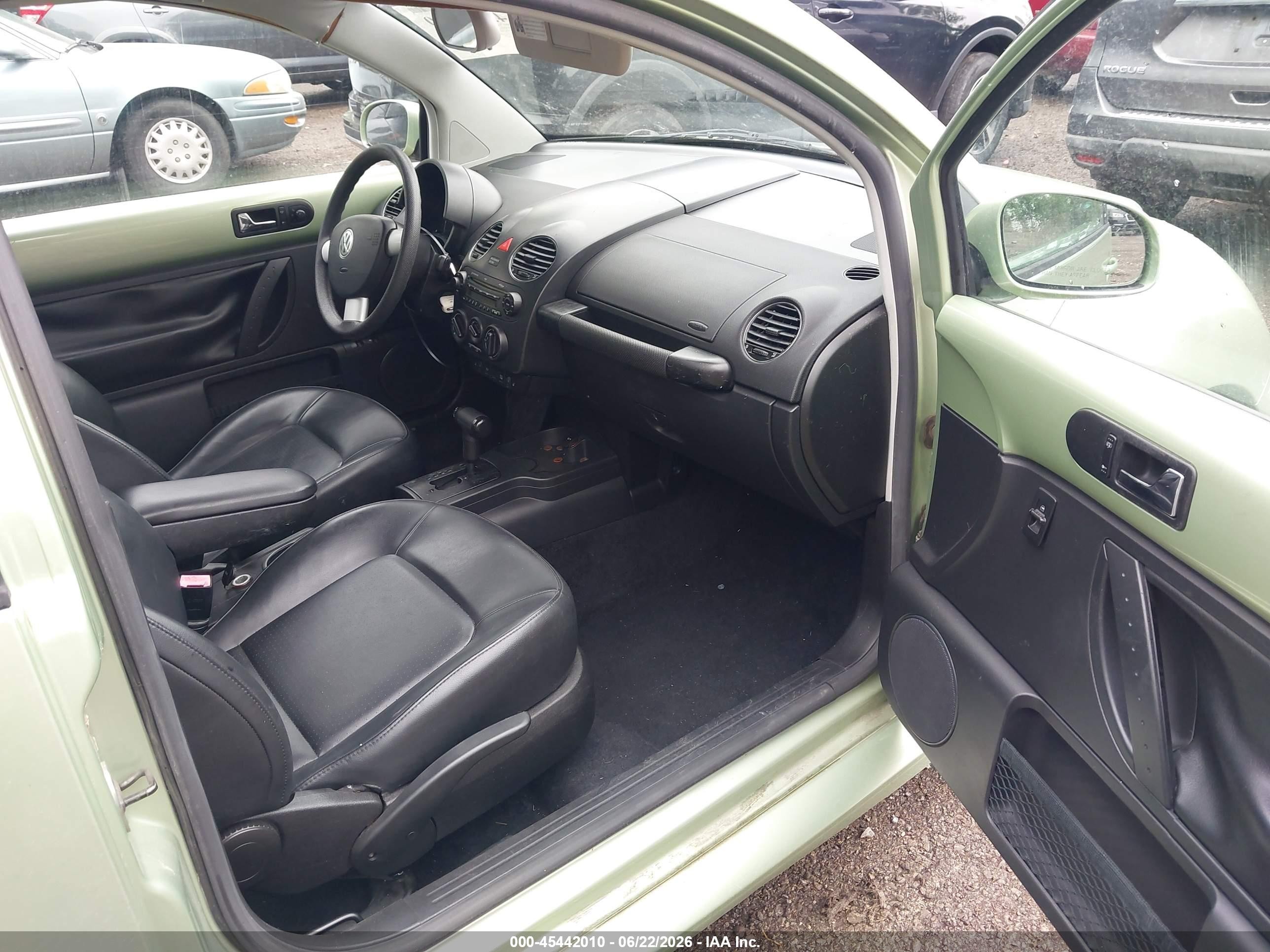 2007 Volkswagen New Beetle 2.5 Green vin: 3VWRG31C97M510171