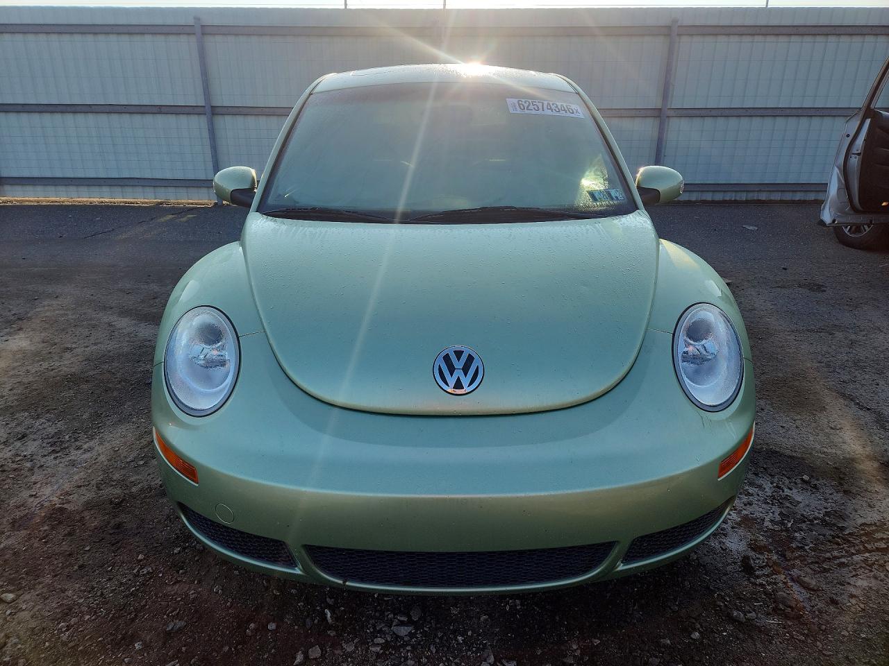 2009 Volkswagen New Beetle S Green vin: 3VWRG31C99M506964